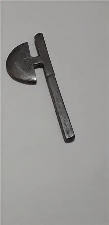 تبرزین