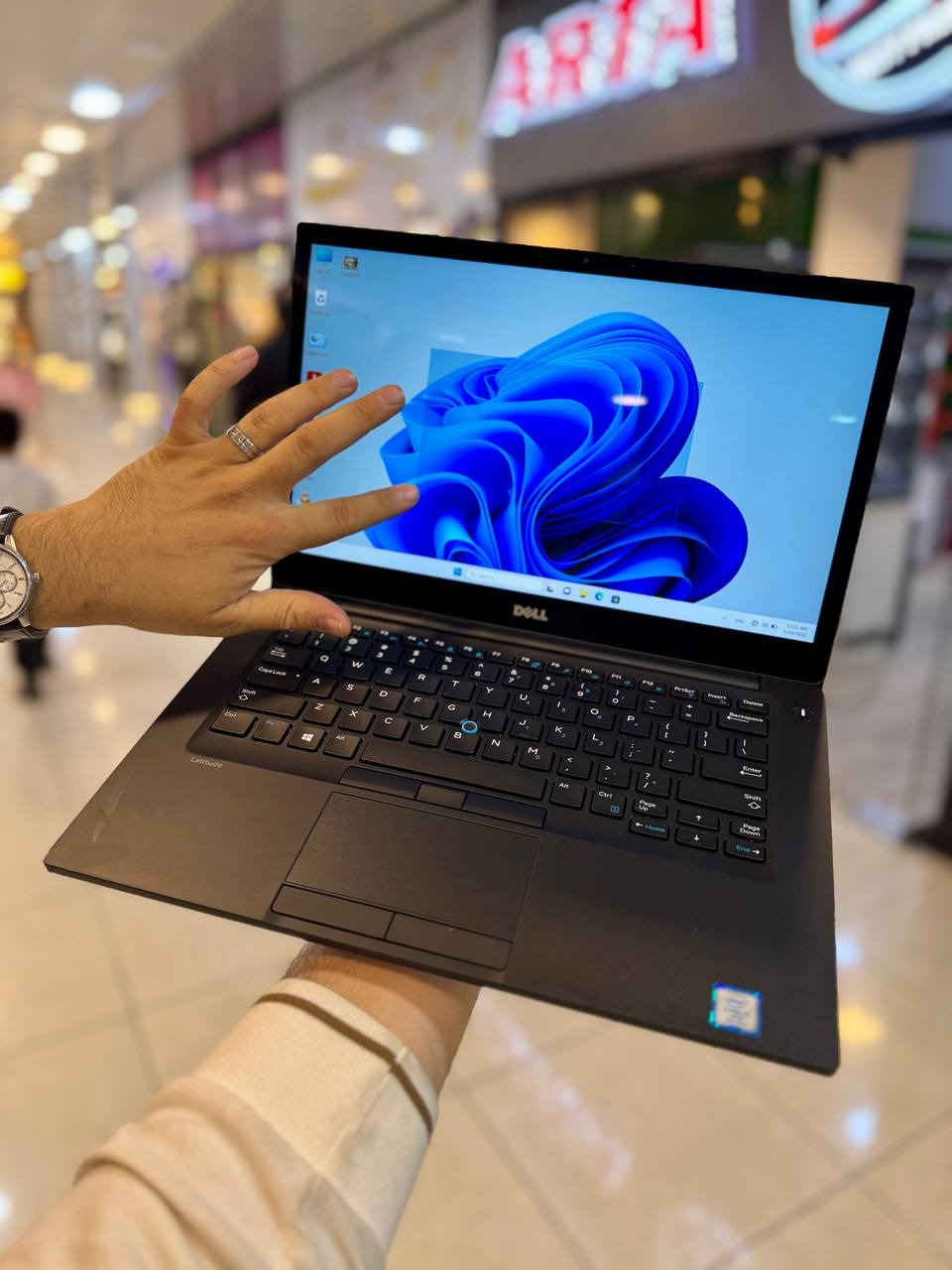 لپ تاپ Dell لمسی 2k پردازنده i7