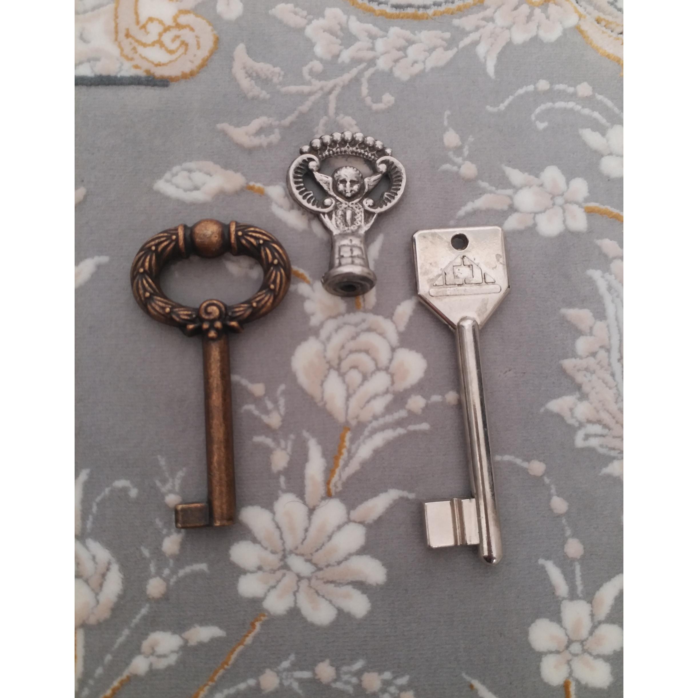 سرکلید فرشته برنجی و قدیمی