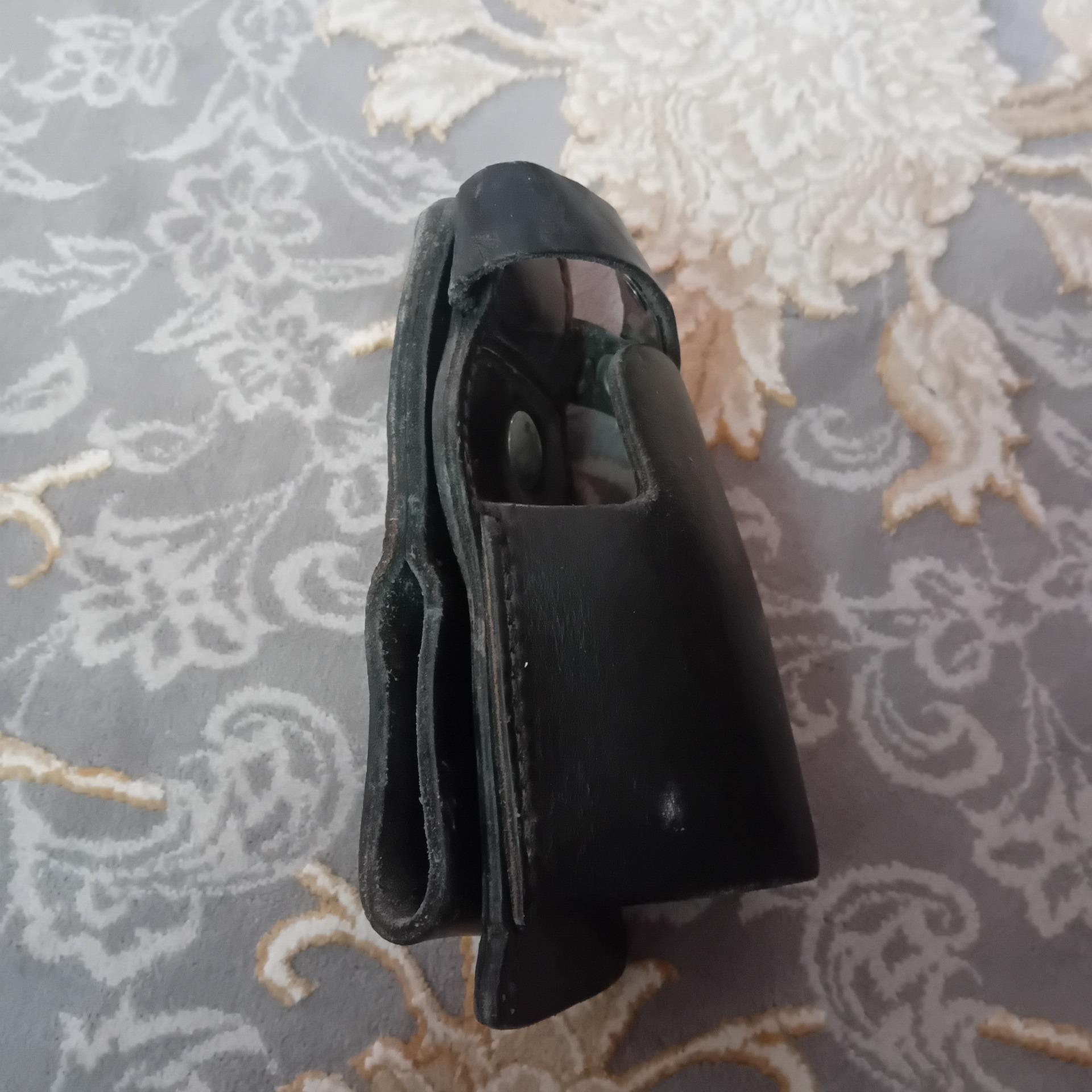 غلاف کلت کمری قدیمی تمام چرم اورجینال