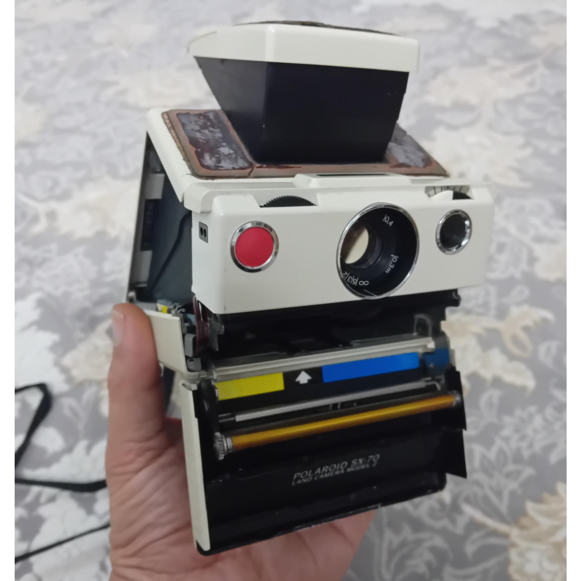 دوربین عکاسی پولاروید SX_70 امریکایی