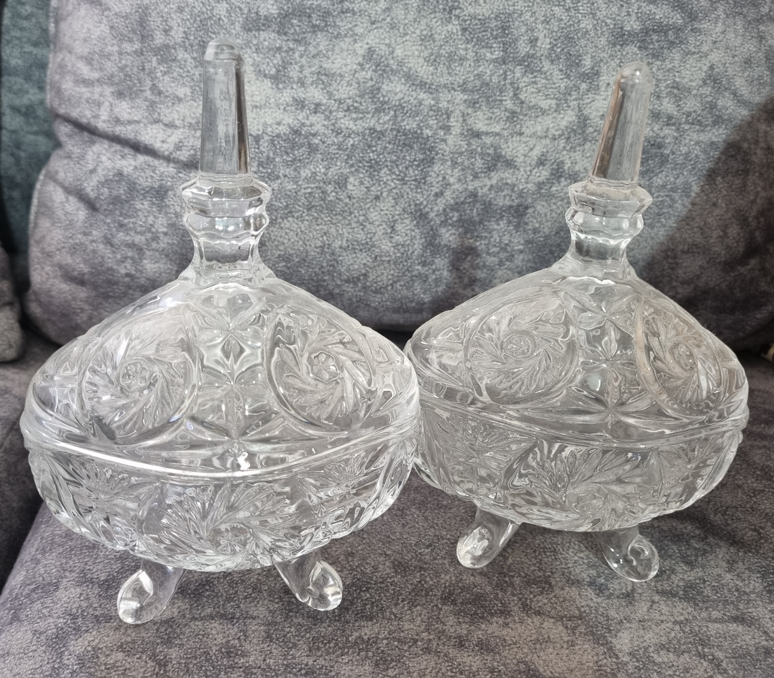 2 عدد قندان (قندون) خورشیدی کریستال اصل چک