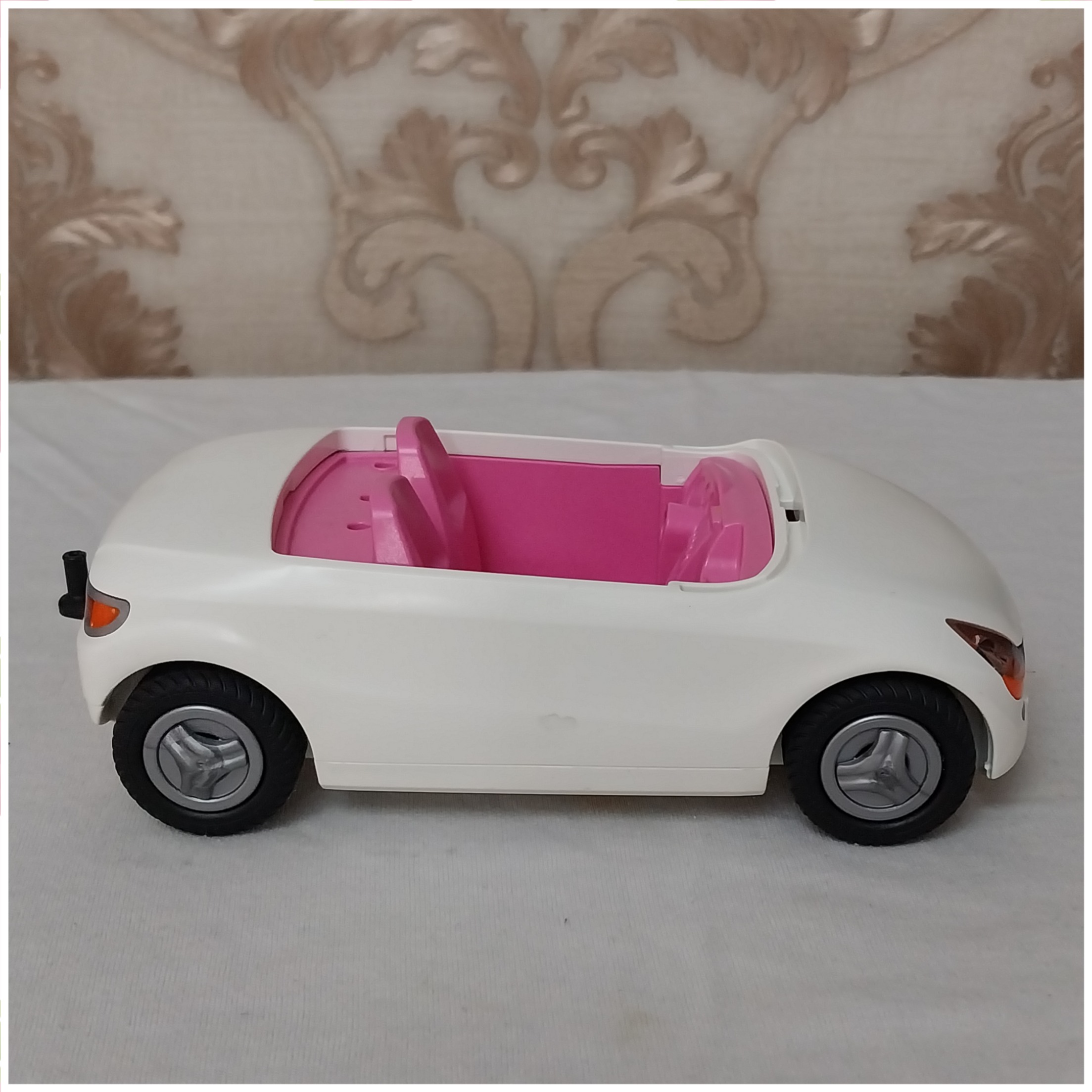 ماشین زیبا طبق عکس 16 در 8 المانی