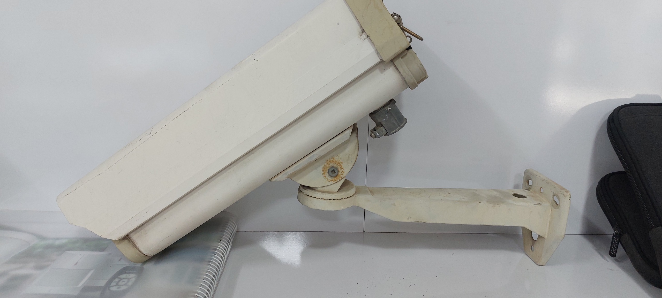 کاور صندوقی دوربین