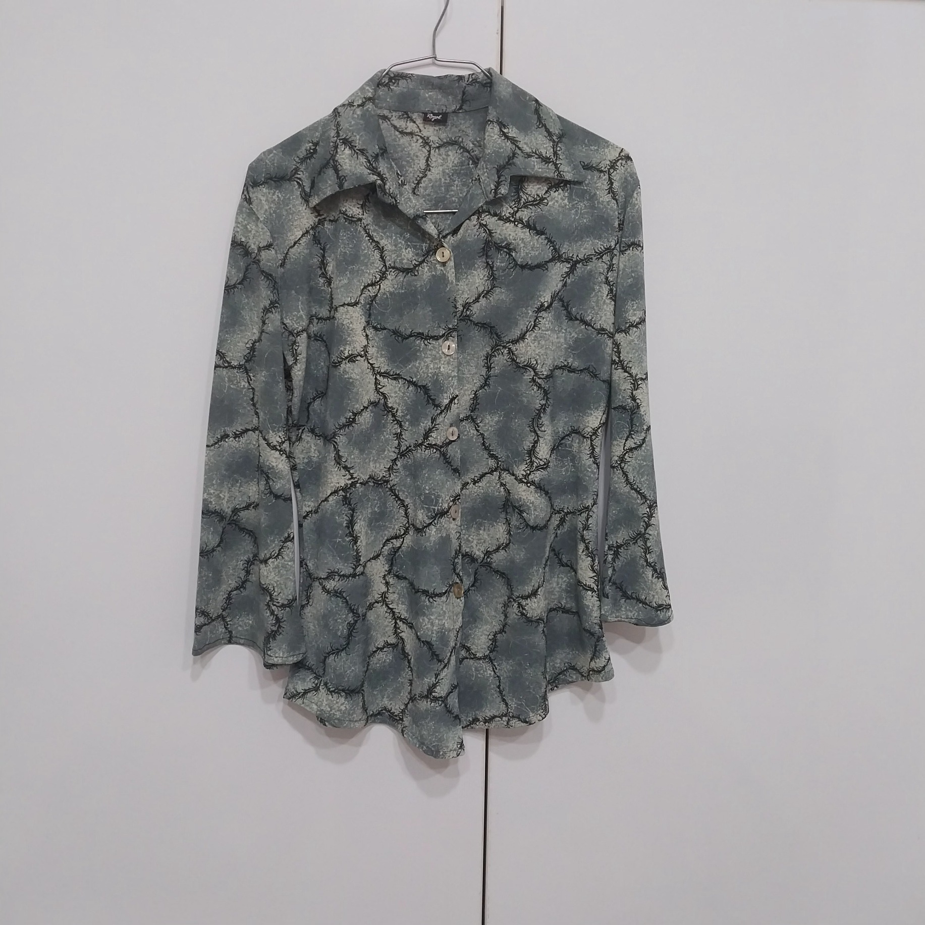 بلوز طرح دار زنانه