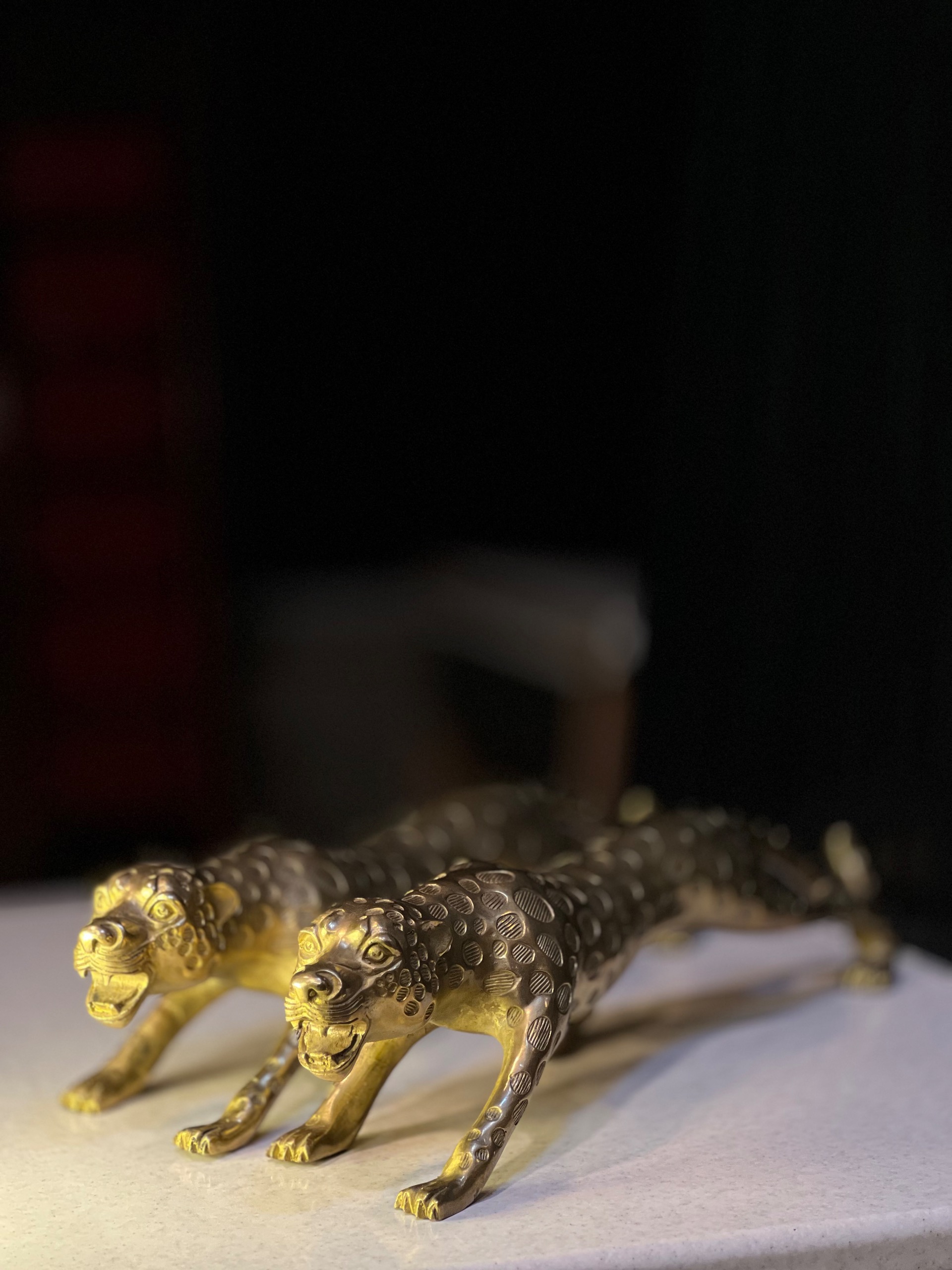 مجسمه یوز پلنگ