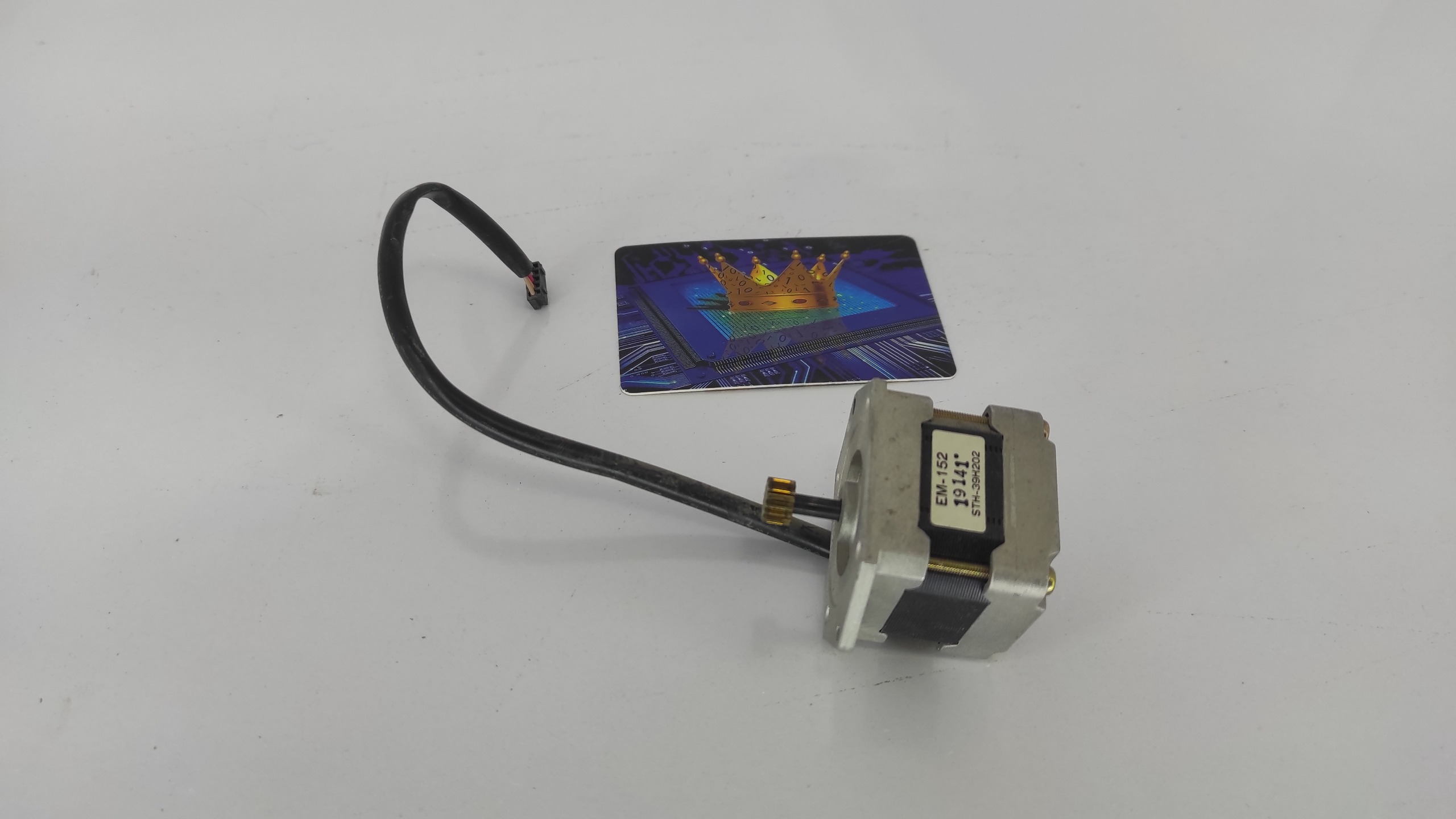 استپ موتور EM-152