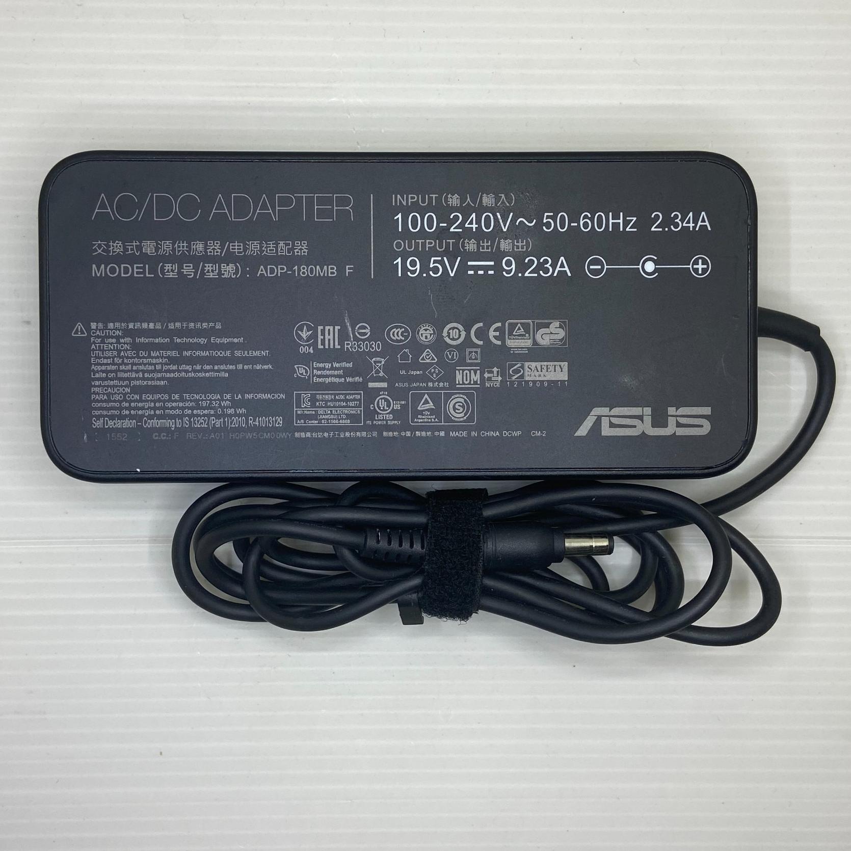 ASUS 19/5V 9/23A