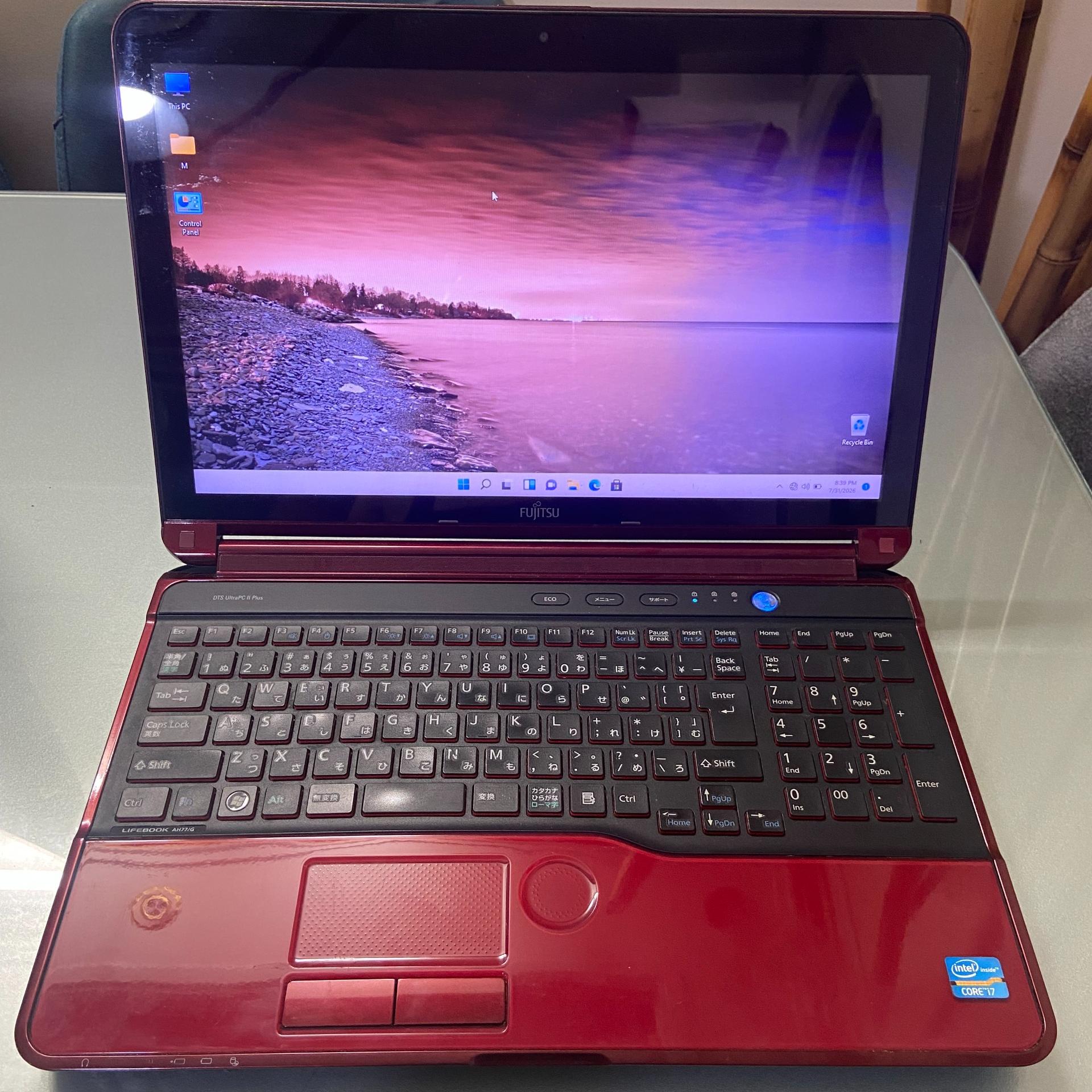 Fujitsu lifebook AH77/G