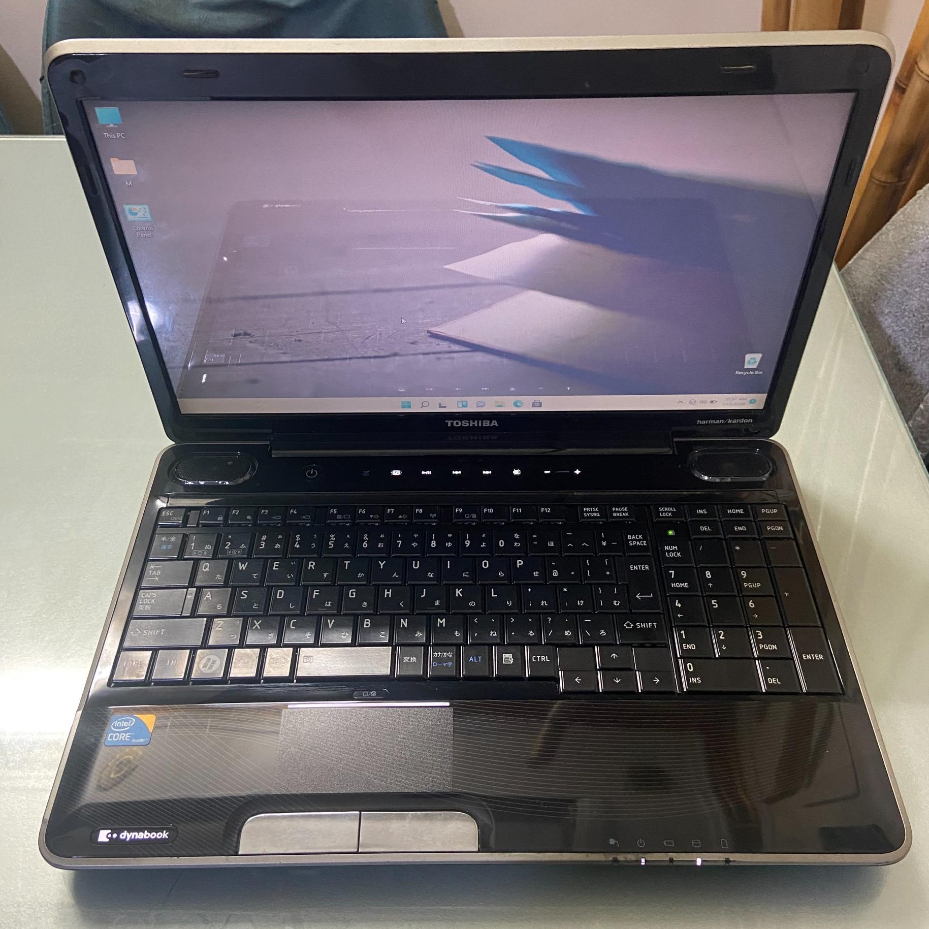 Toshiba dynabook A500