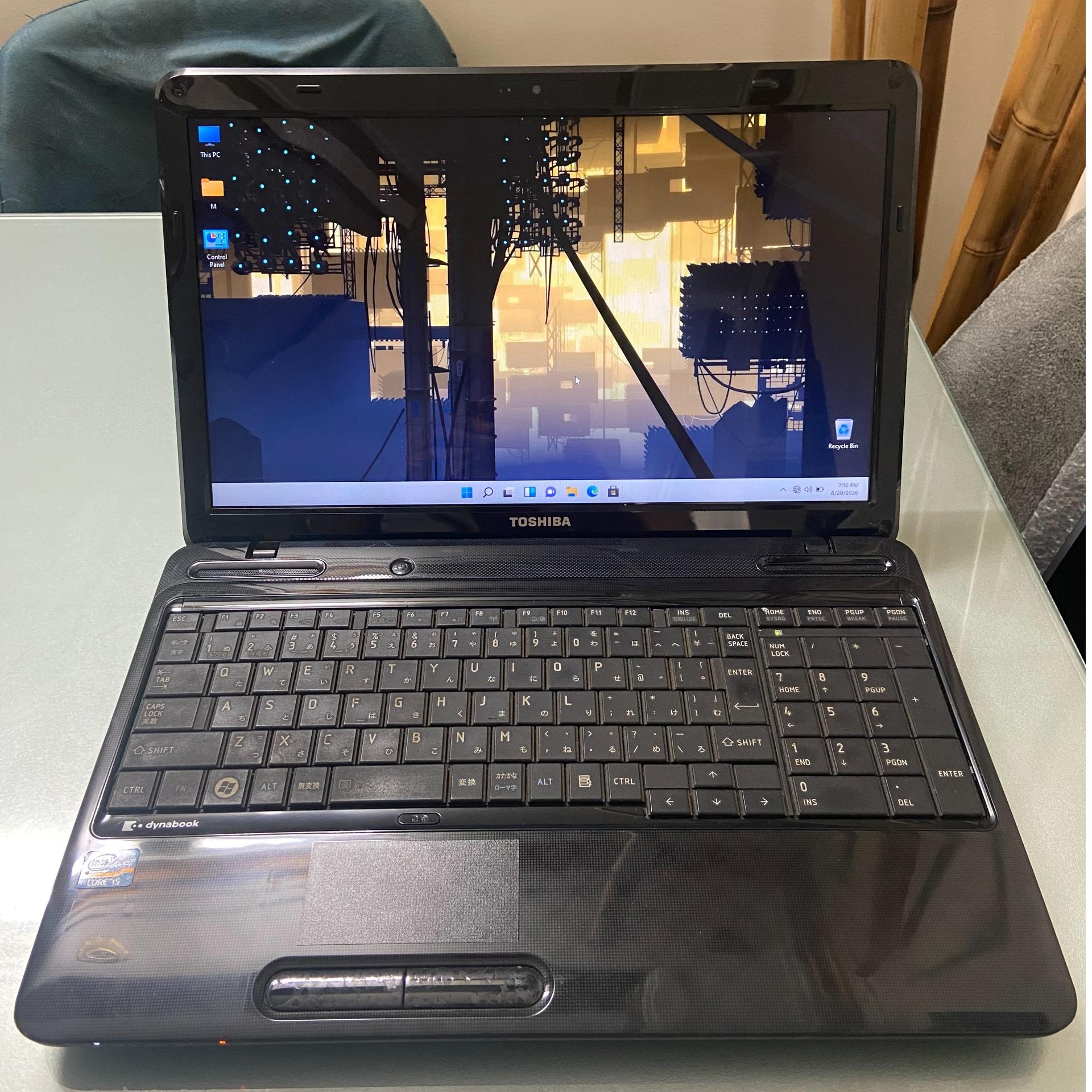 Toshiba dynabook L750