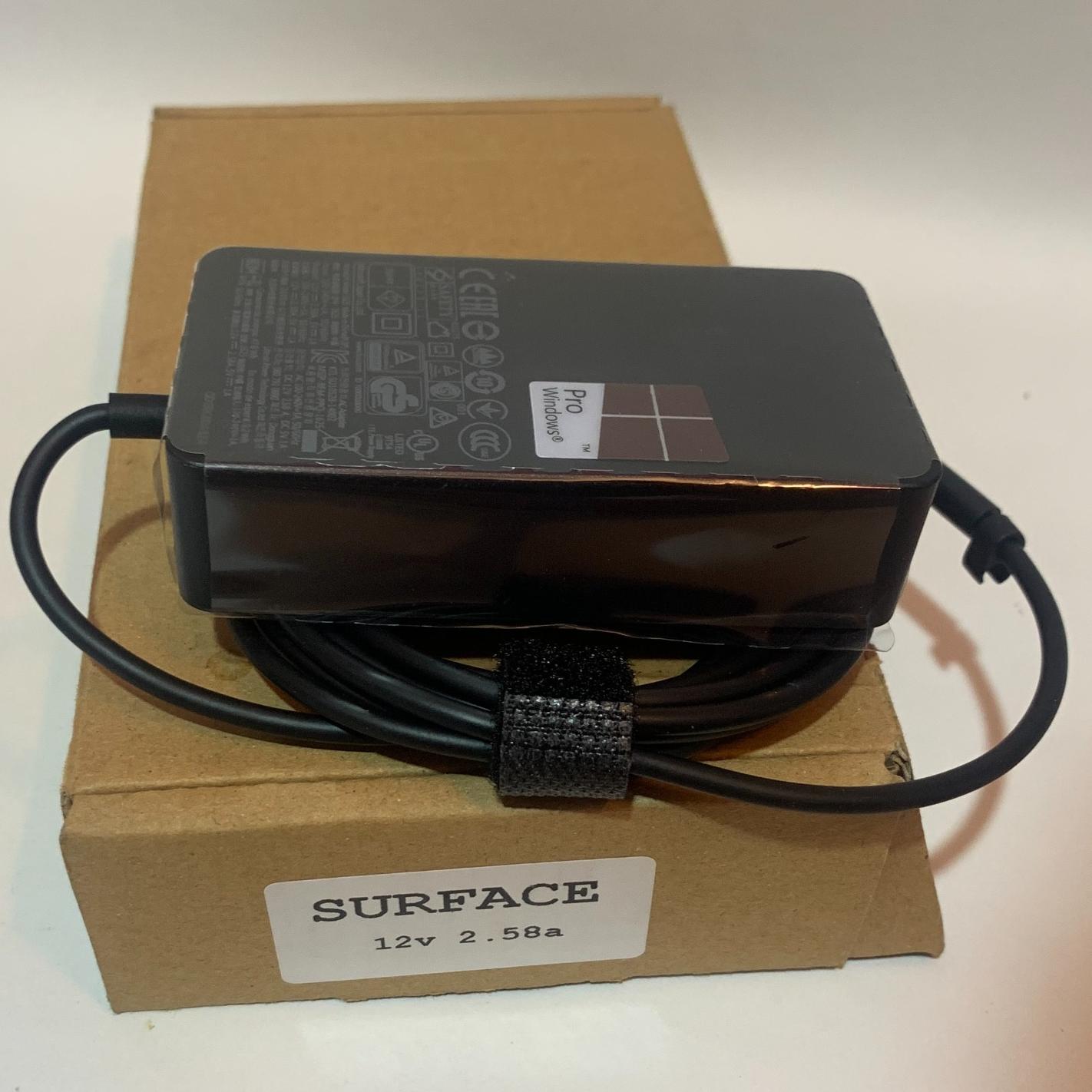 Surface Adapter 12V 2/58A