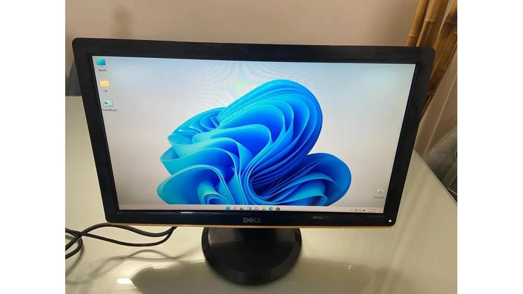 DELL LCD MONITOR