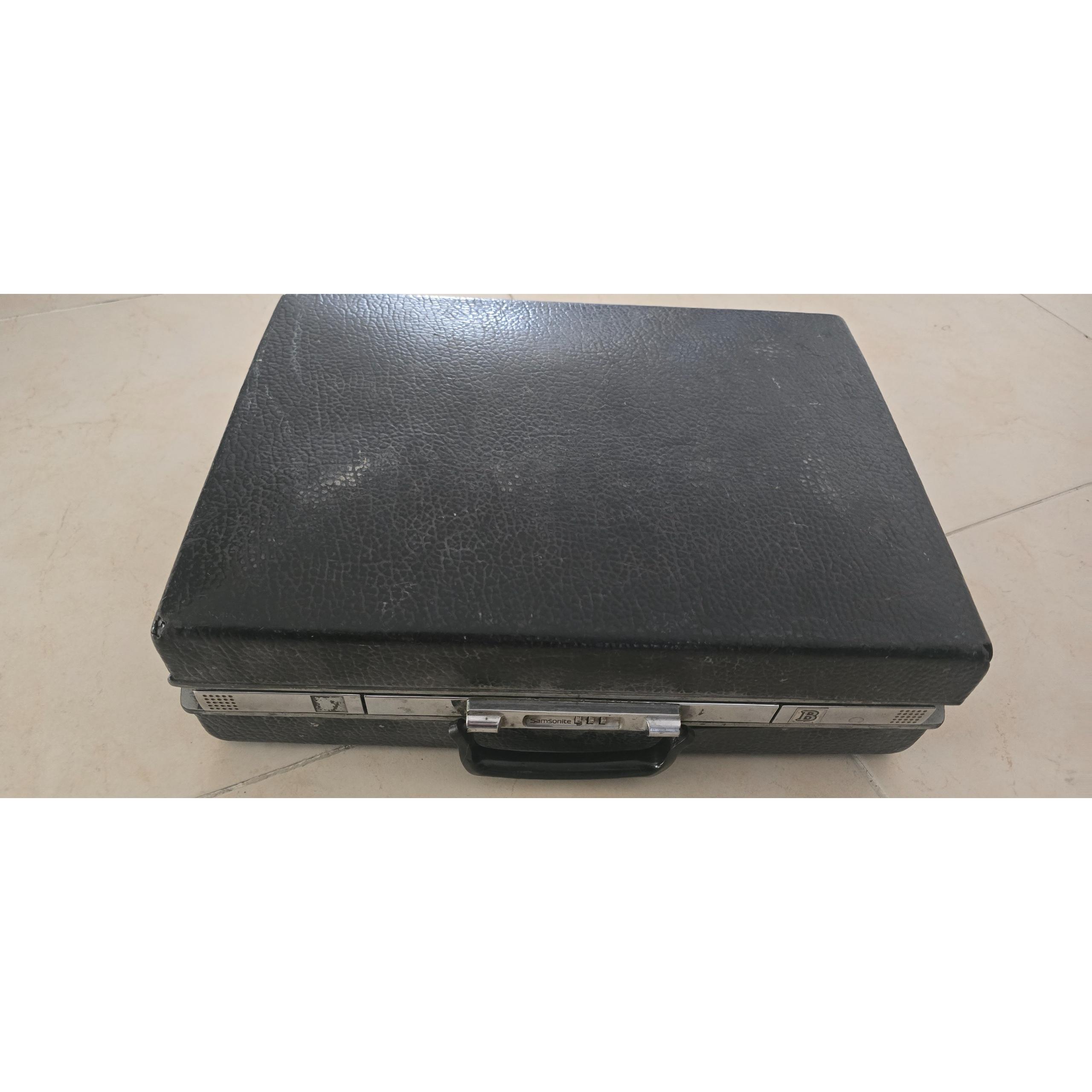 کیف قدیمی samsonite اصلی