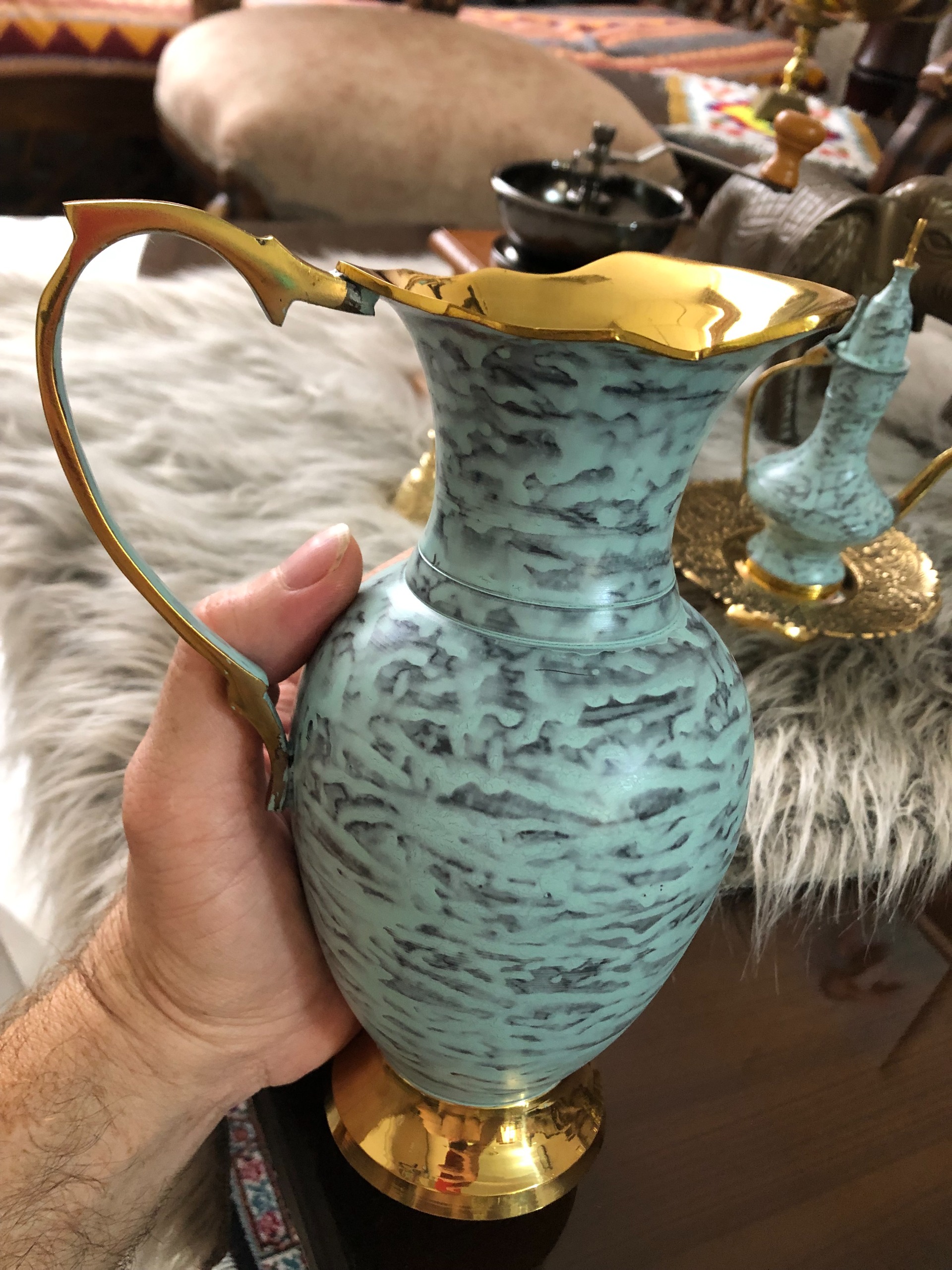 پارچ برنجی آنتیک فیروزه ای جنس ضخیم
