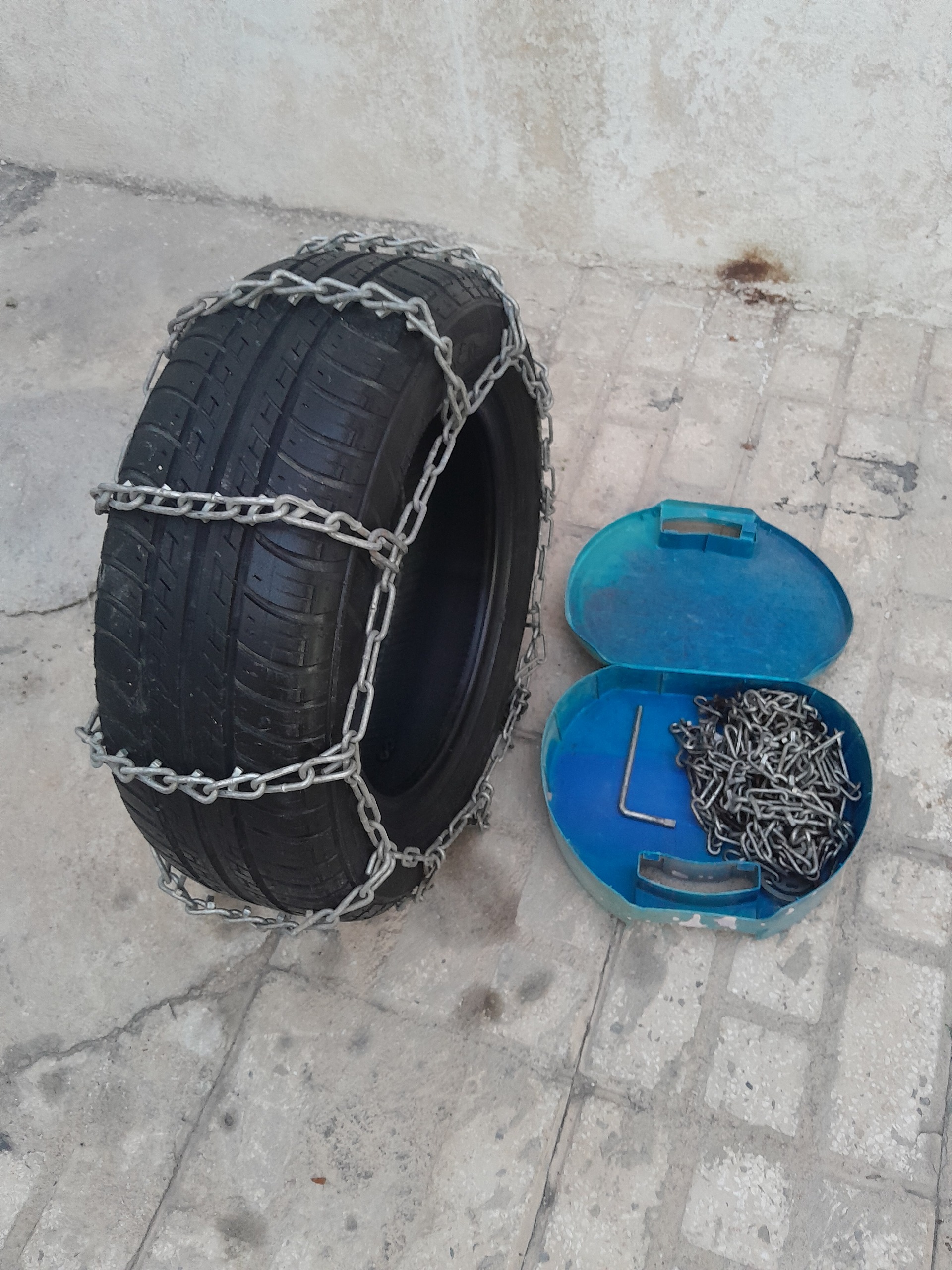 زنجیر چرخ (خار ریز)