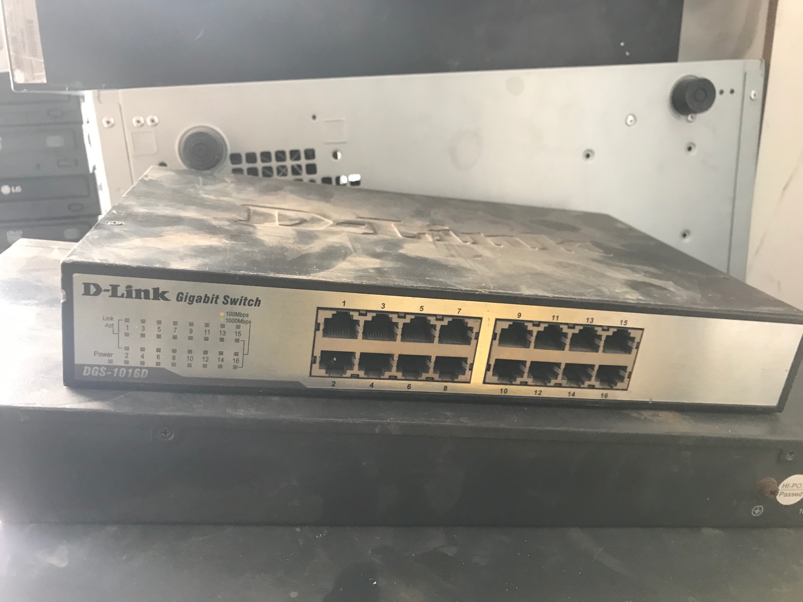 شبکه دی لینک  dgs1016d
