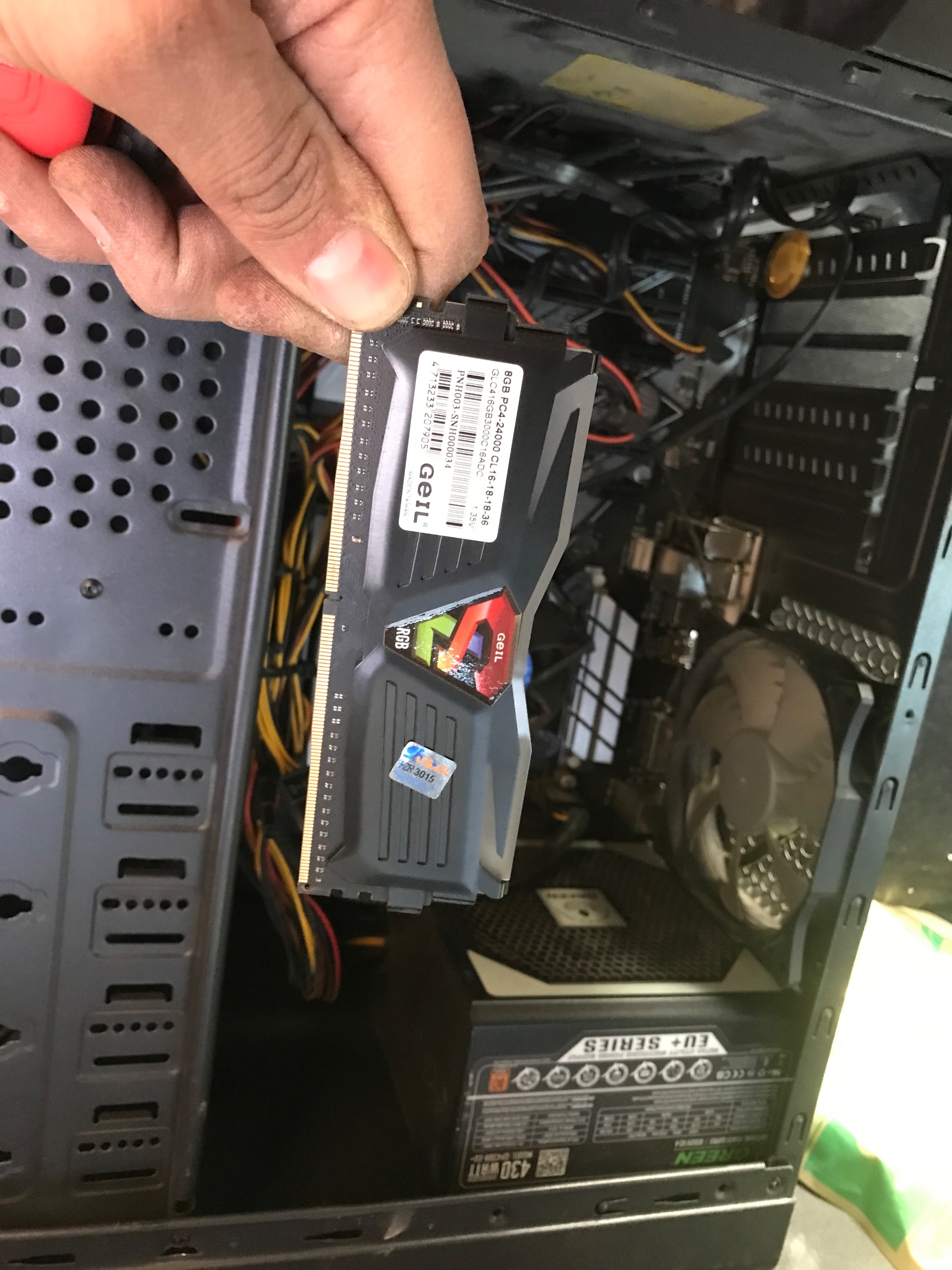 کیس نسل هشت i7/8700 z370