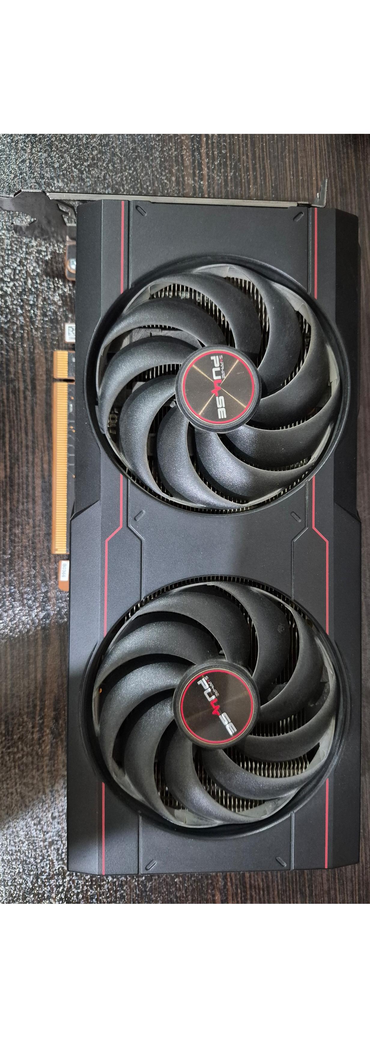 Sapphire 6600XT 8GIG