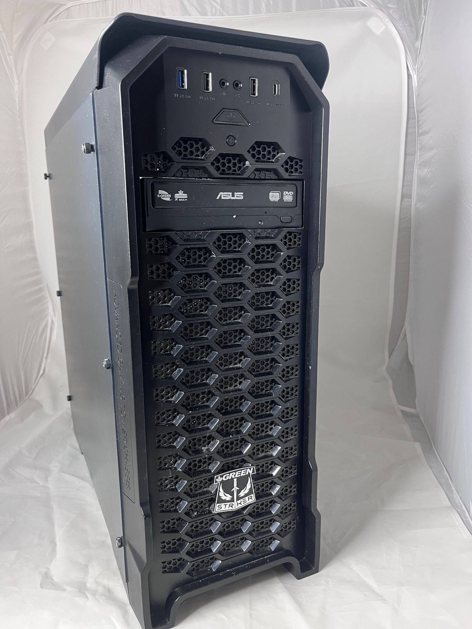 کیس گیمینگ میانرده با گرافیک3070ti