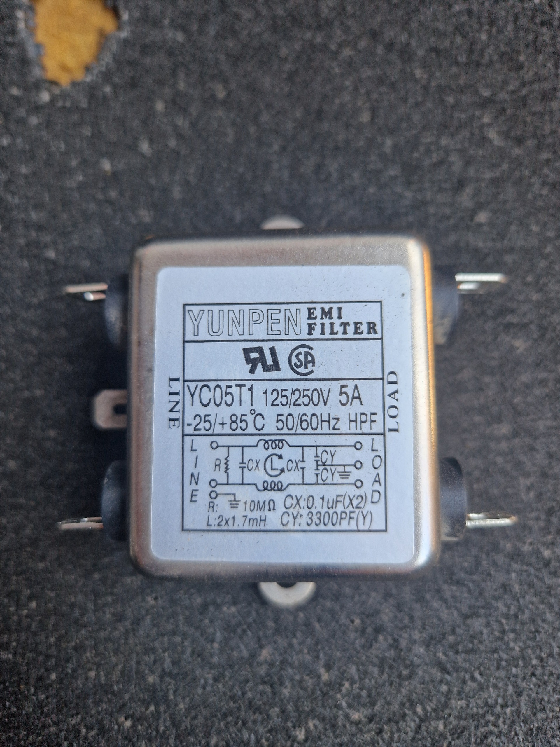 فیلتر یونپن 125/250V 5A
