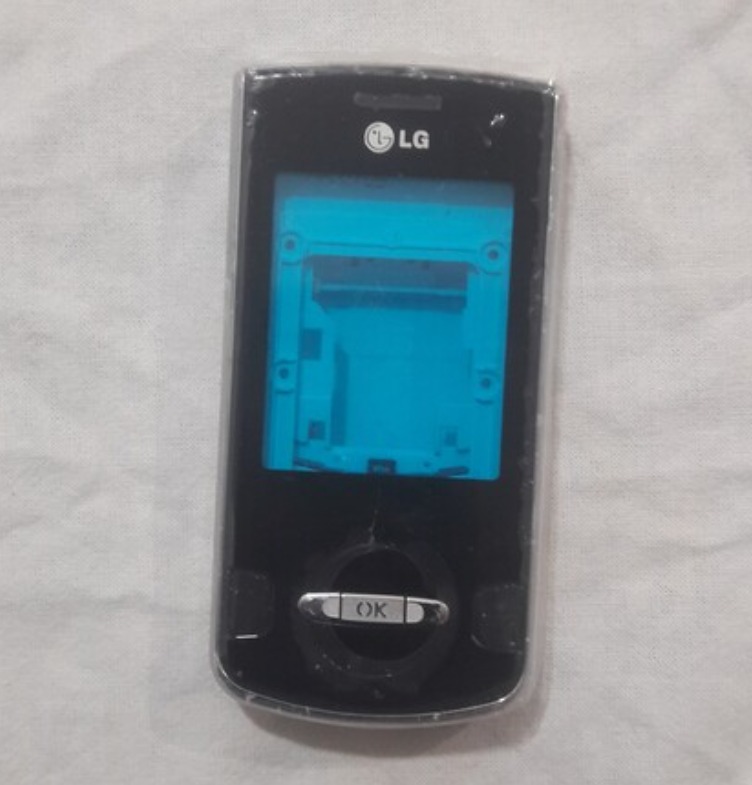 قاب همراه شاسی سونیLG kp240