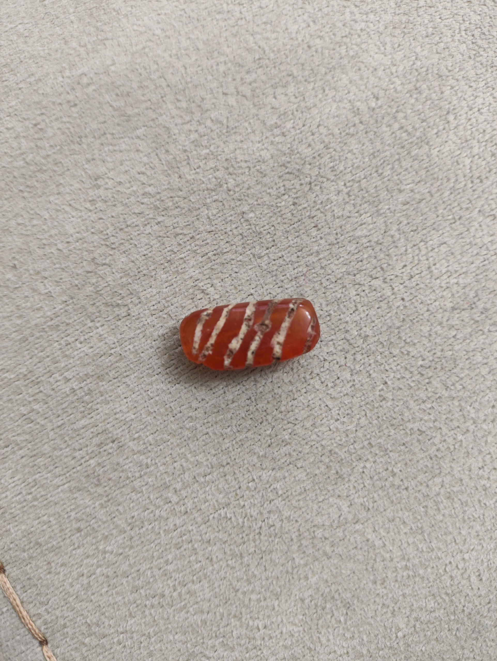 مهره عقیق بیاضی