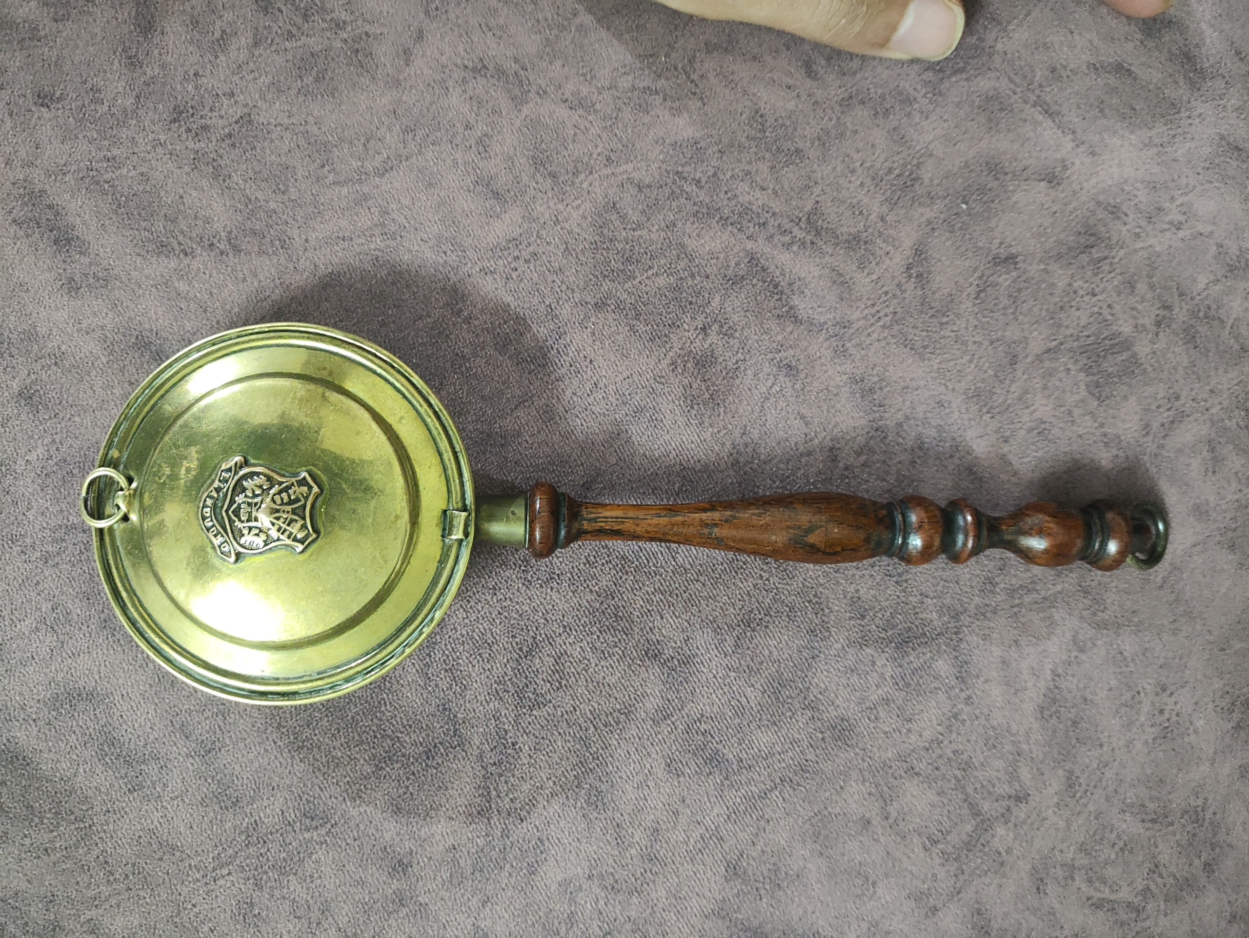 ظرف دسته دار اروپایی