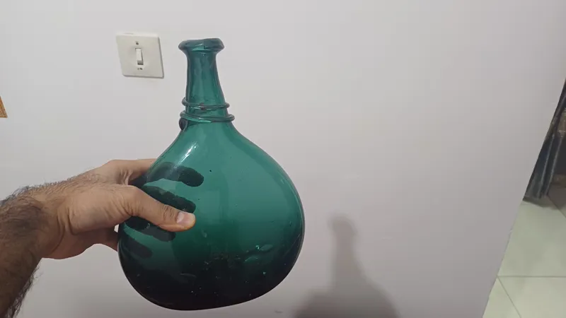 شیشه کتابی قجری
