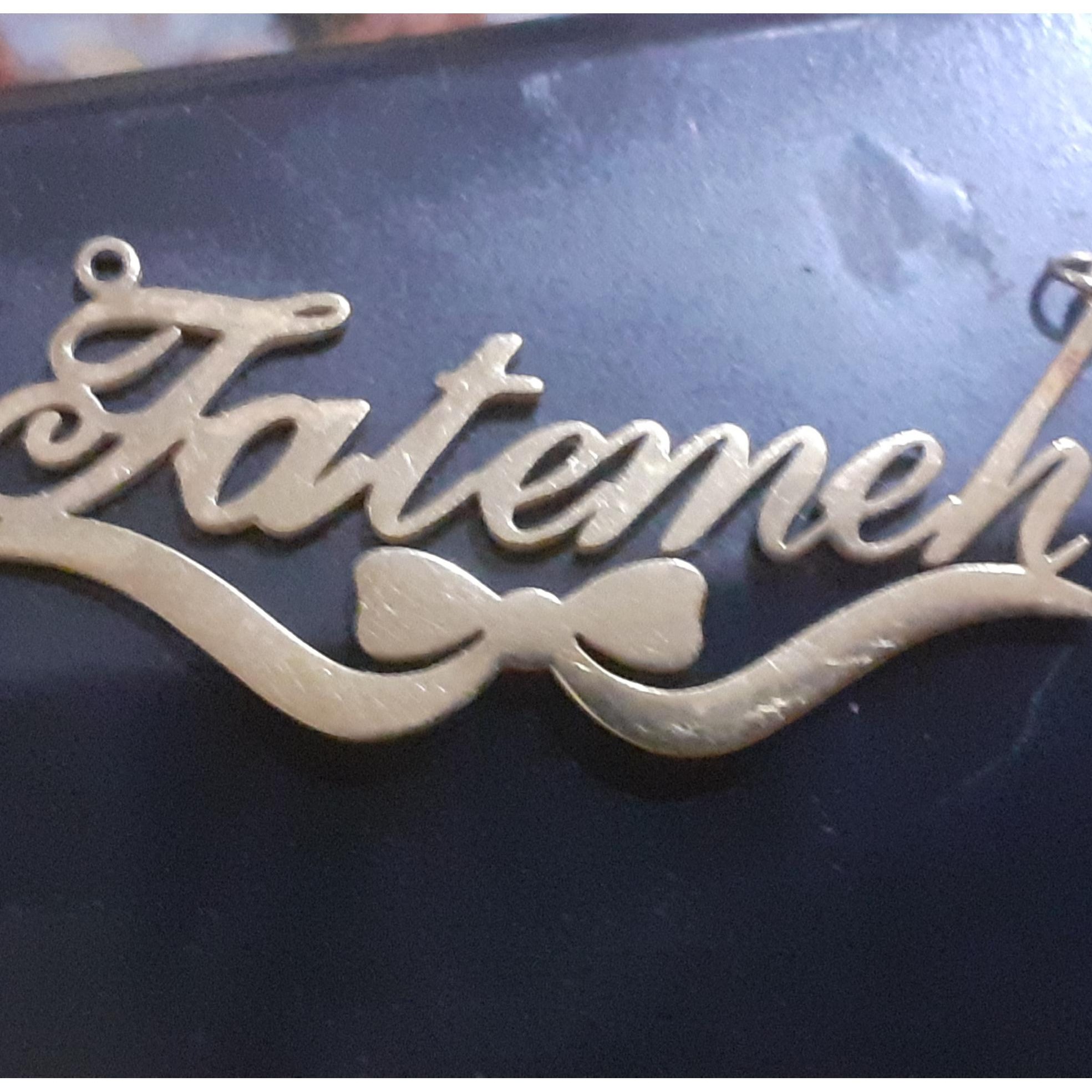 اویزاسمی جنسشونمیدونم چیه