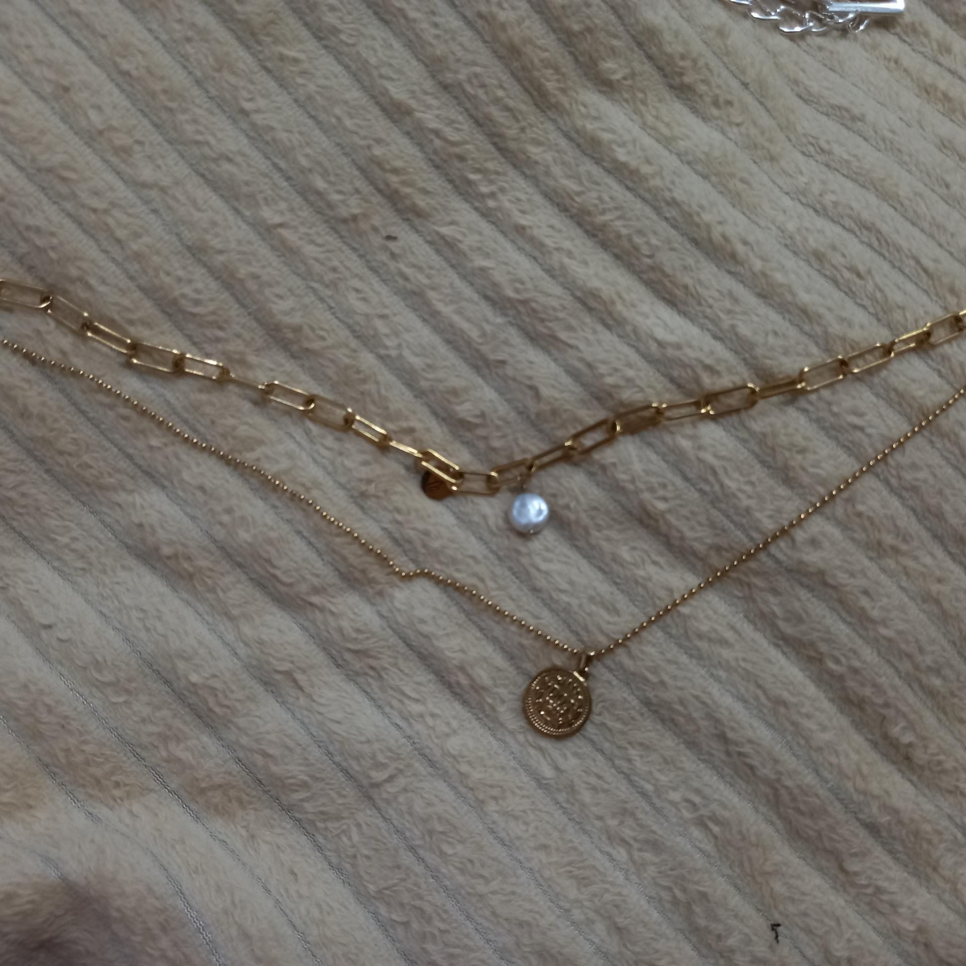 گردنبند بساررر شیک نمونش 600 هزار ت