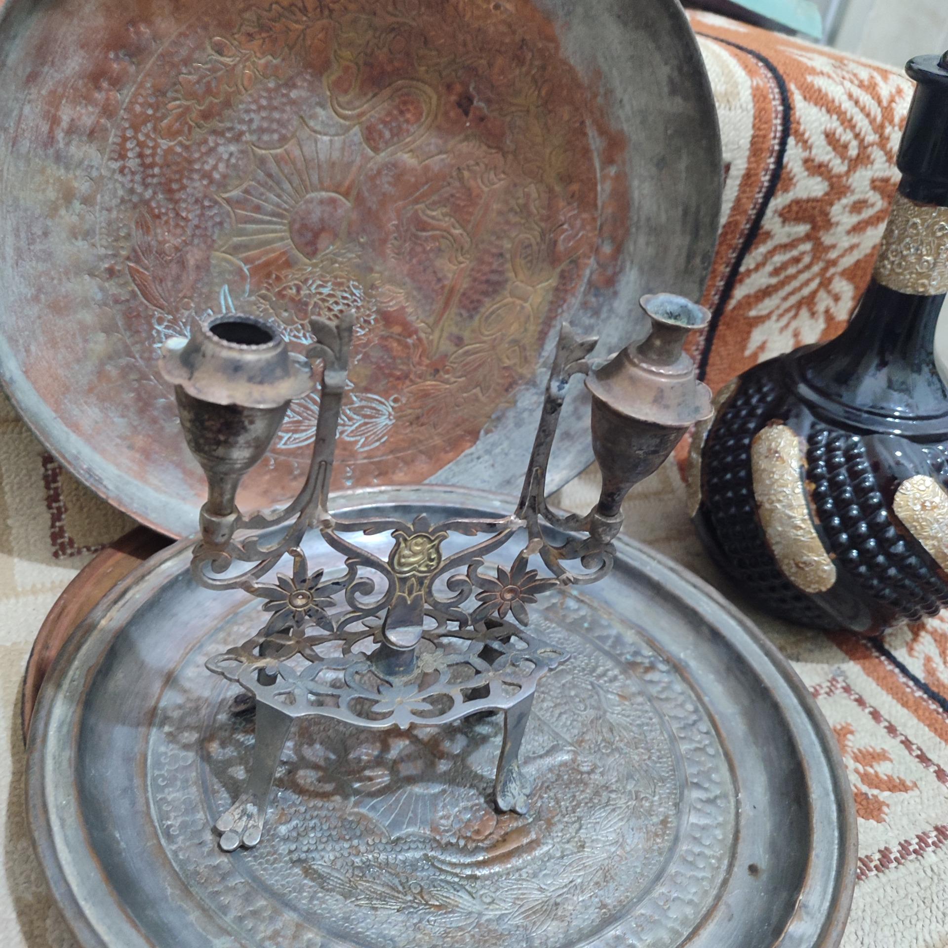 سرمه دان 1دونش بجای شمعدان میشه استفادکردپاراگراف