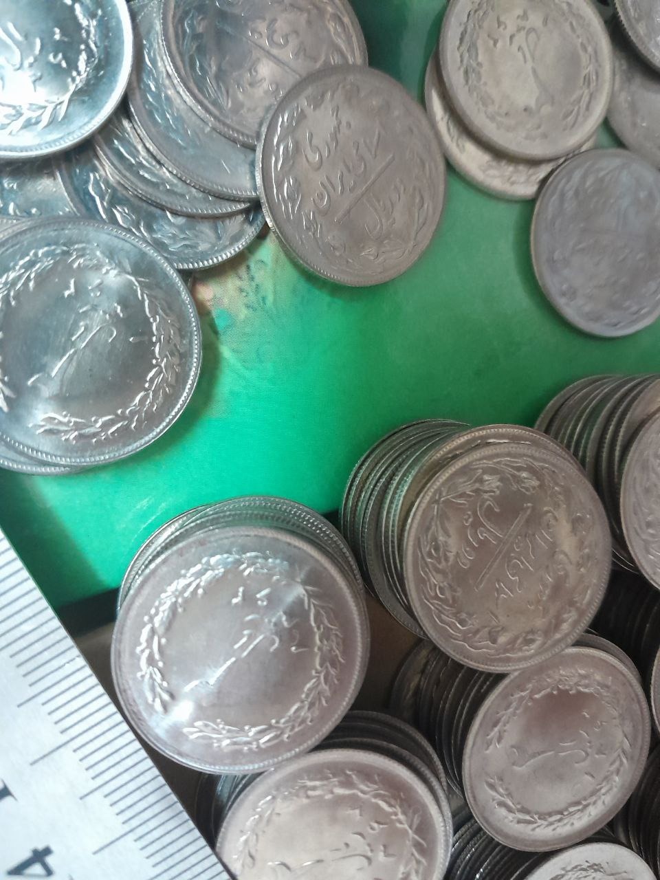 20 عدد سکه دو ریال جمهوری نو و بانکی