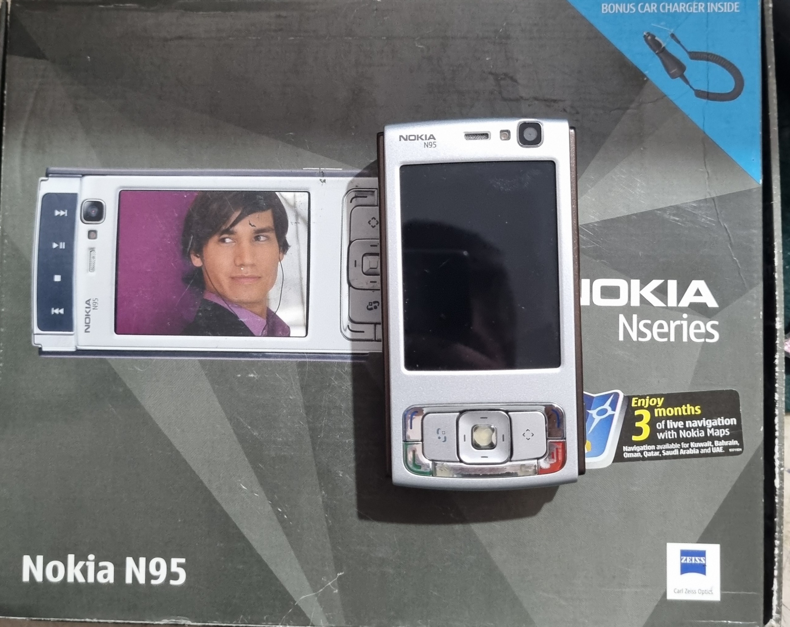 نوکیا N95 فوق عروسک