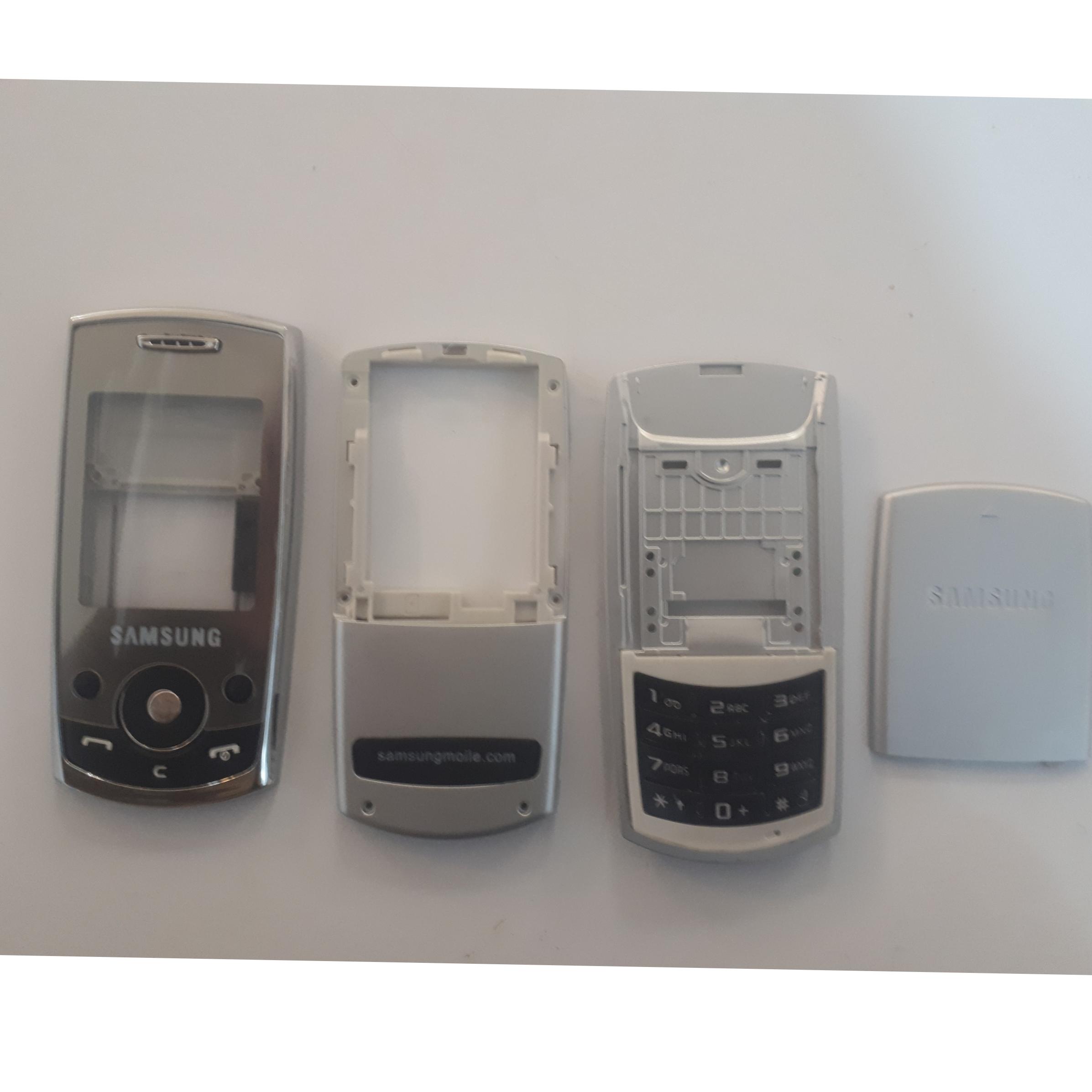 یک عدد قاب سامسونگ j700 کشویی