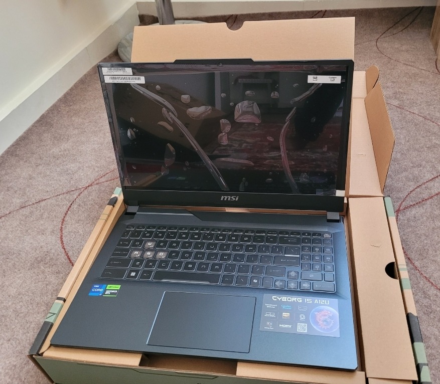 لپ تاپ نو بدون کارکرد  MSI DDR5 5600