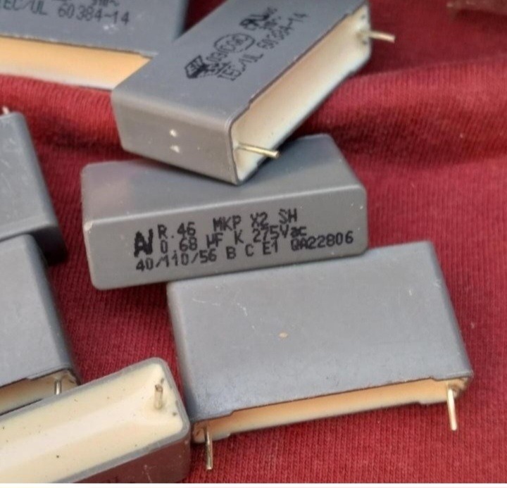 بسته 20 عددی خازن 275 ولت MKP کد R46