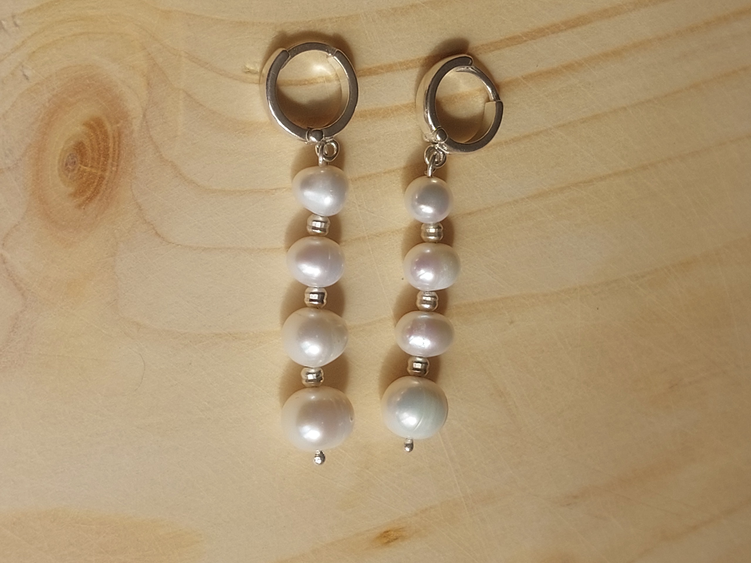 گوشواره مروارید پرورشی