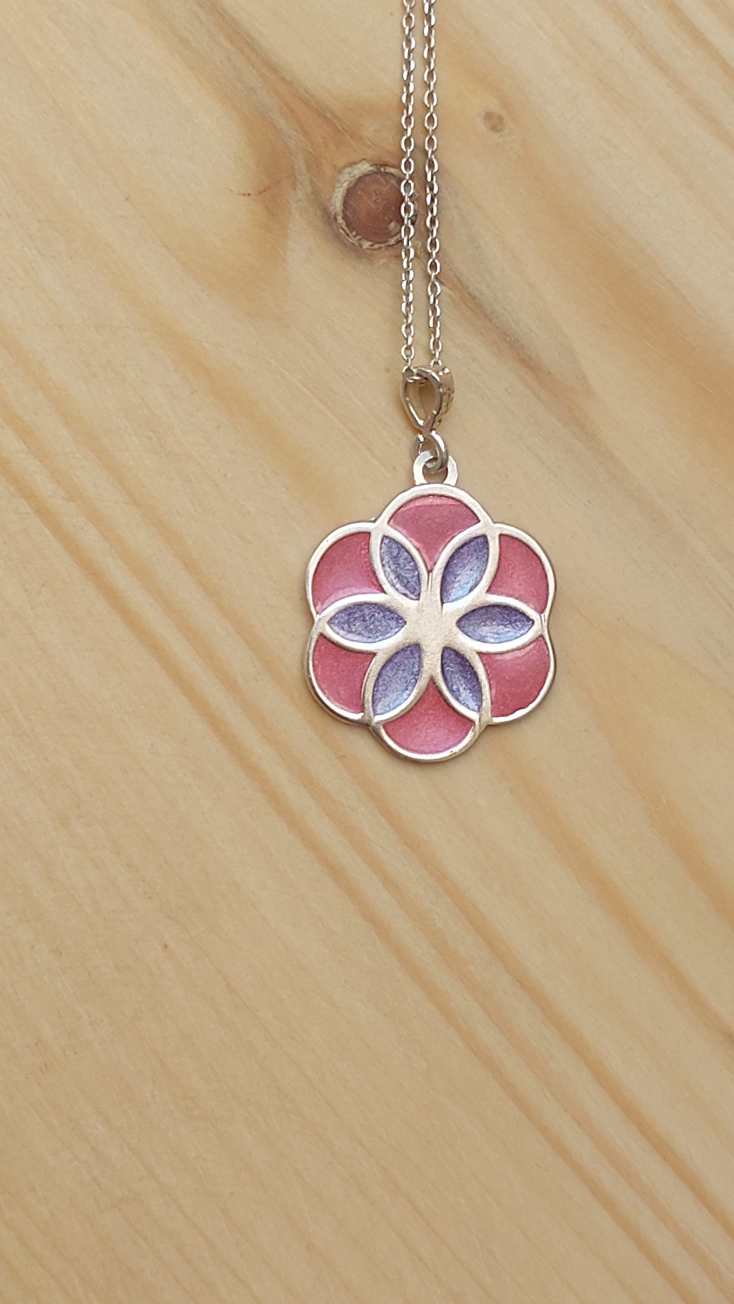 آویز نقره 925 میناکاری طرح گل حیات