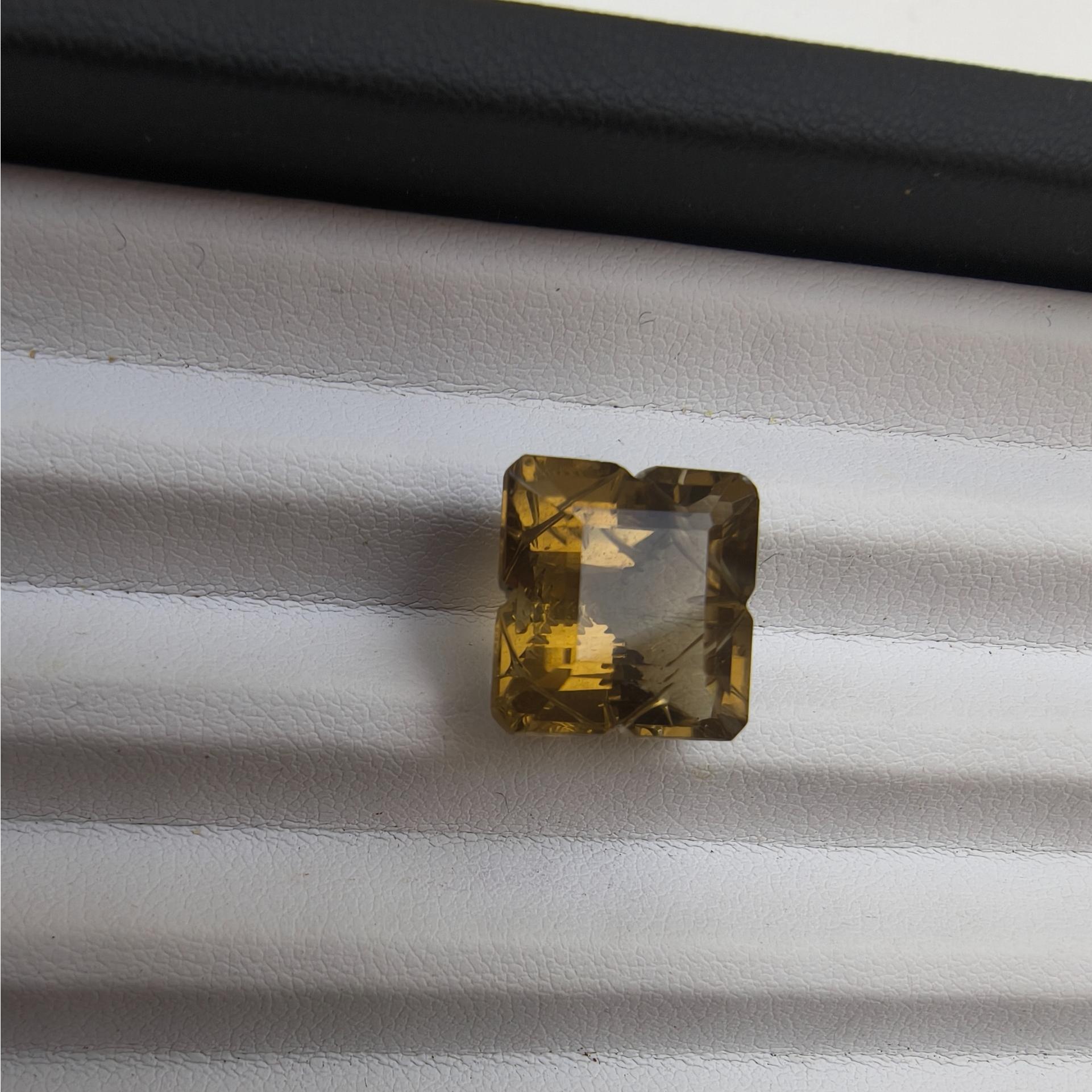 کوارتز دودی تراش کاروینگ