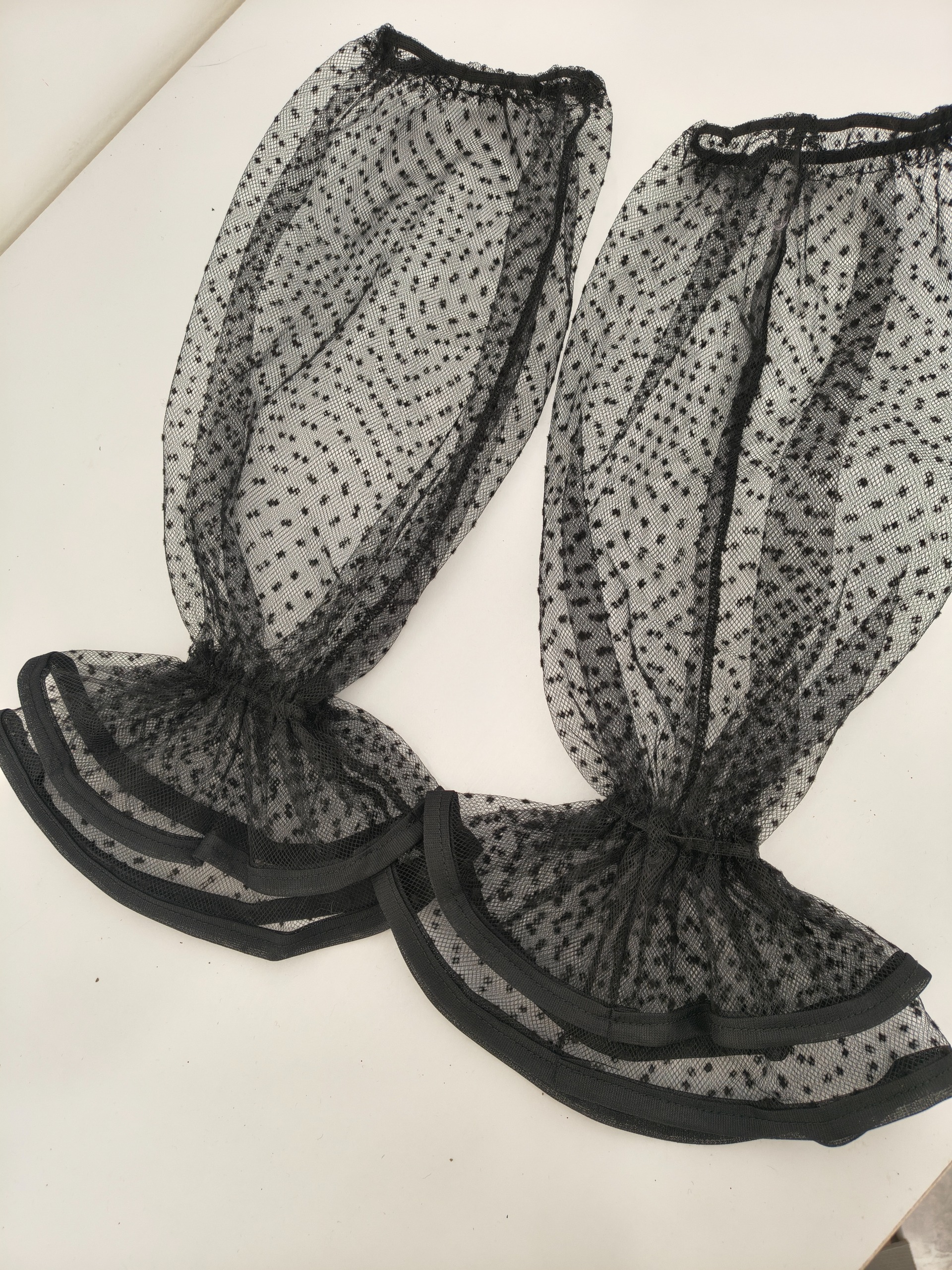 ساق دست زنانه تور خالدار