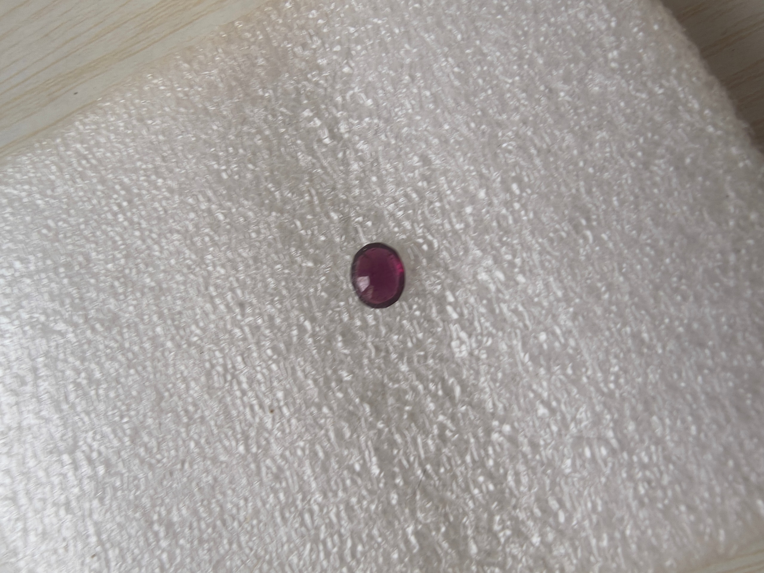 تورمالین طبیعی قرمز رنگ تراش اوال