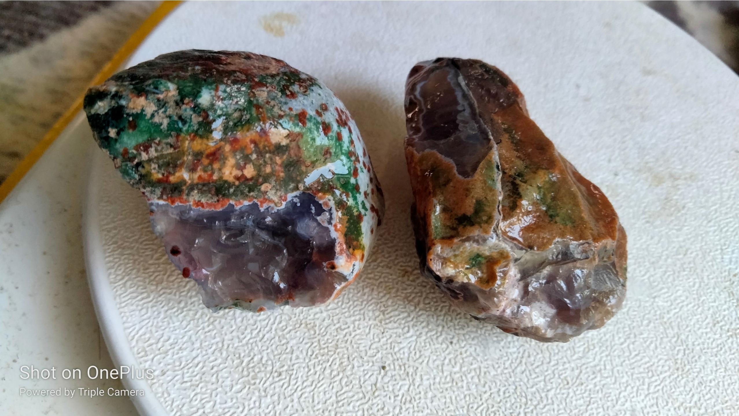 سنگ عقیق توضیح داره