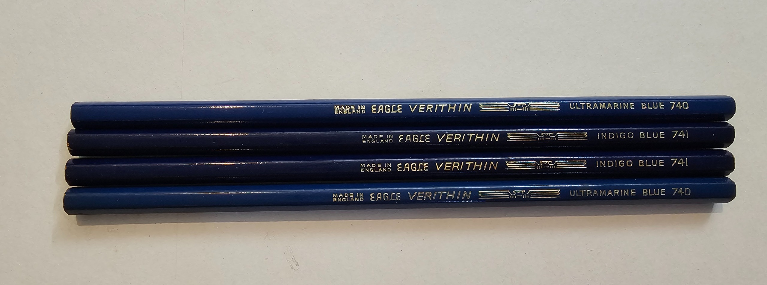 مداد آبی رنگ کمیاب انگلیسی