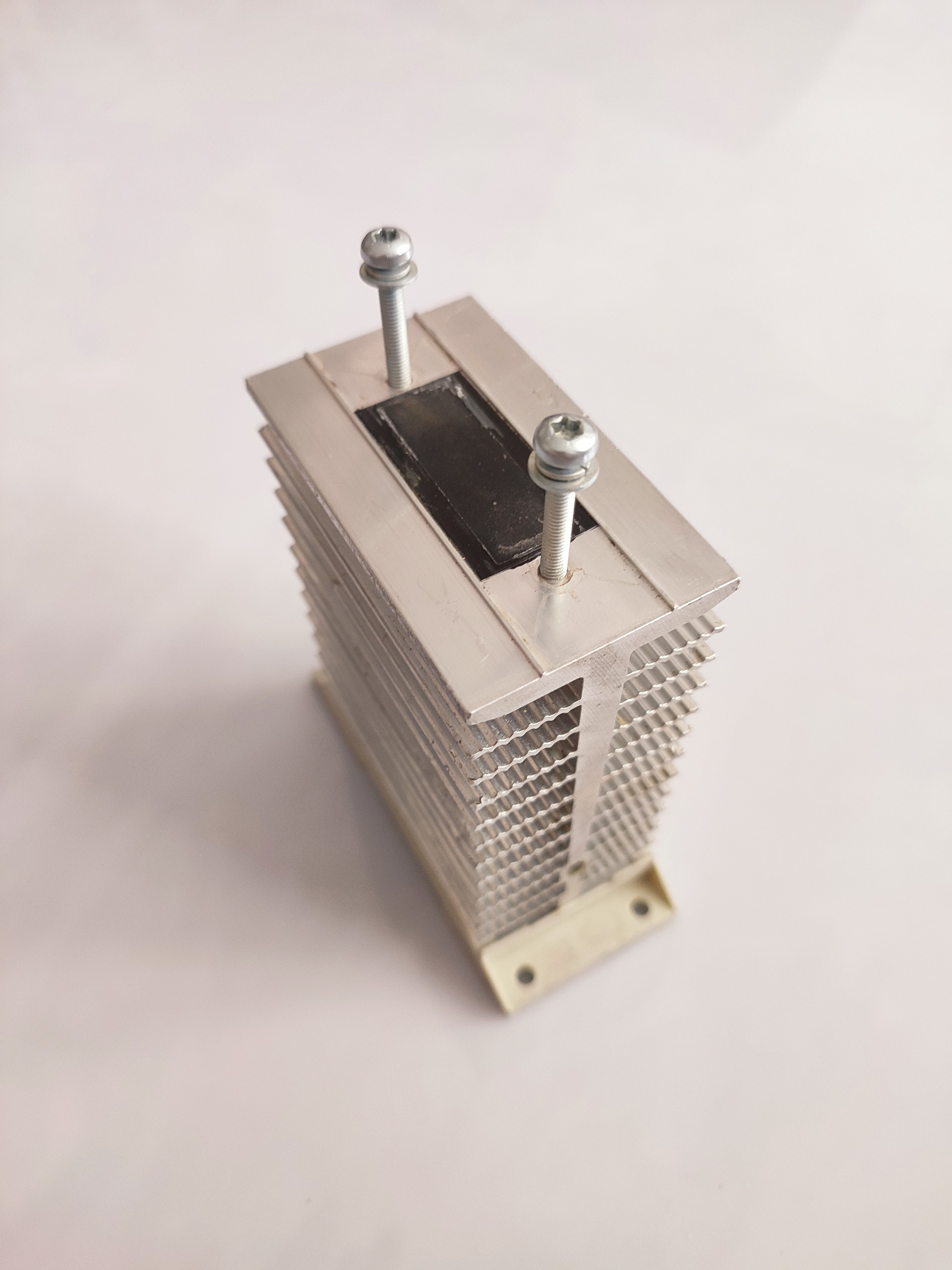 هیت سینک مناسب تریستور