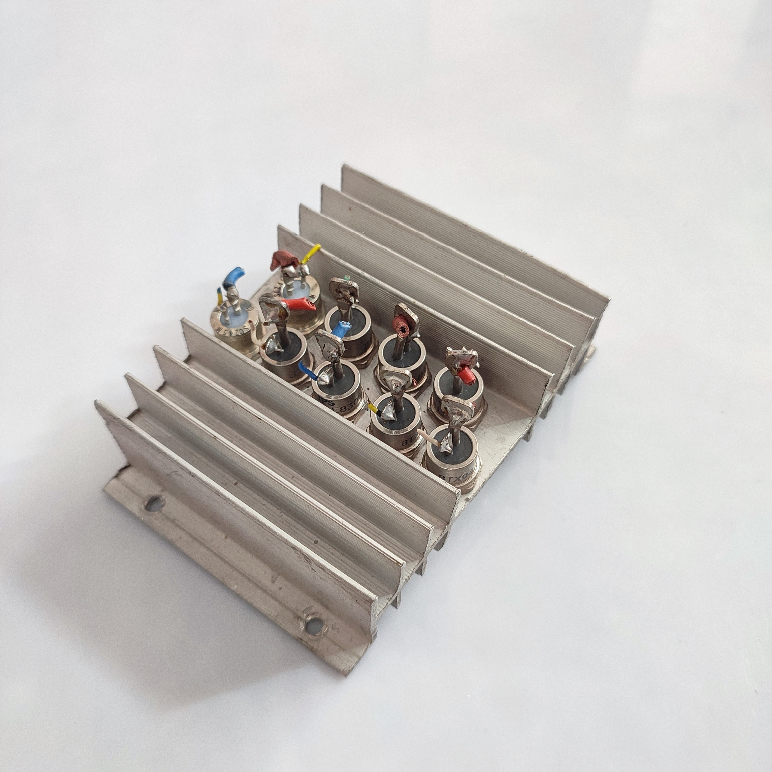 تریستور philips اصل