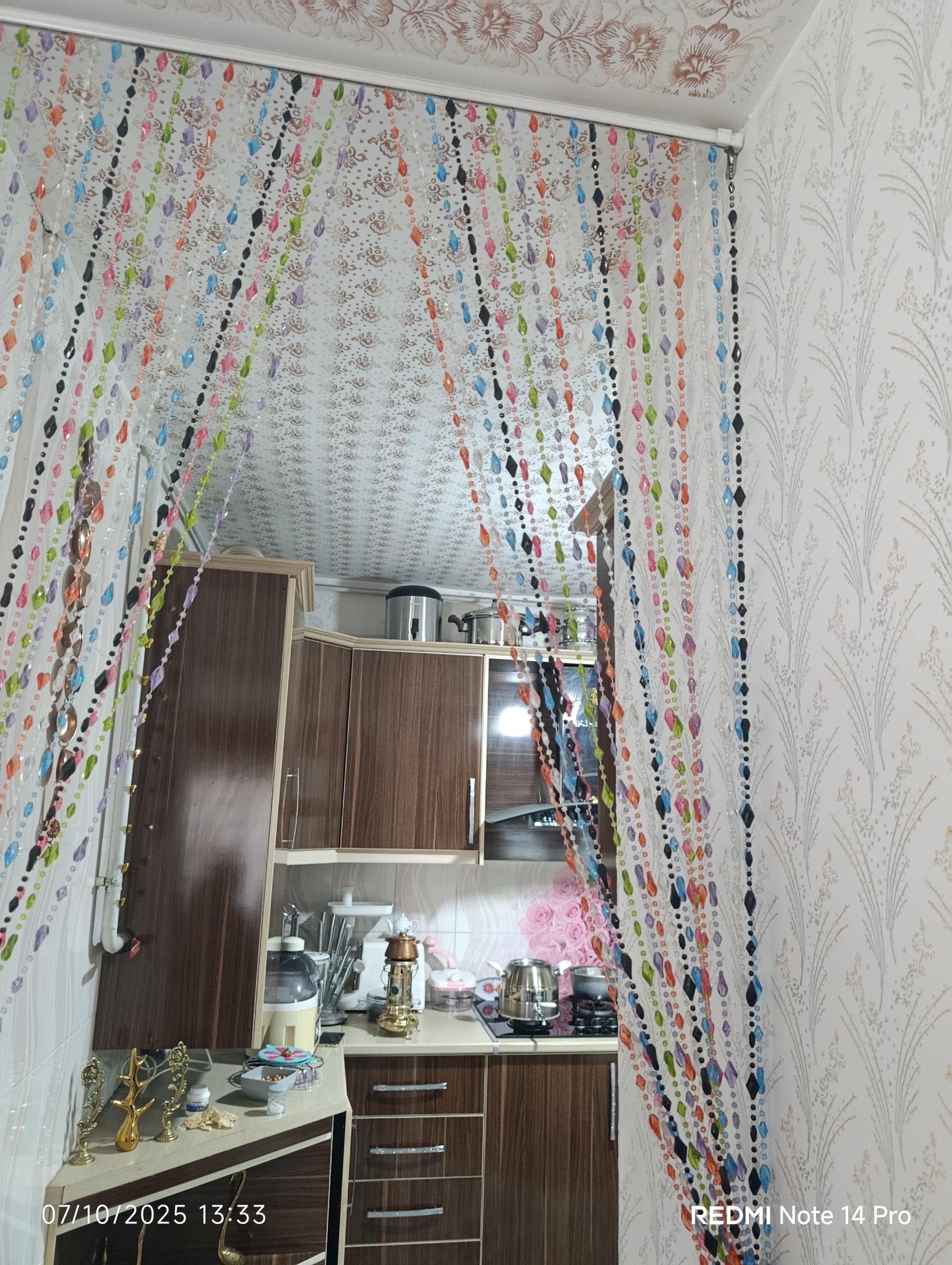 پرده کریستالی بلند