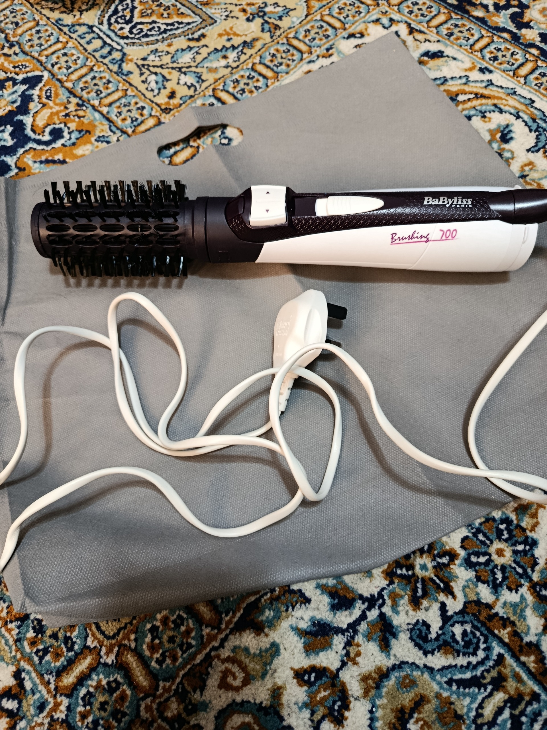 سشوار چرخشی بابیلیس