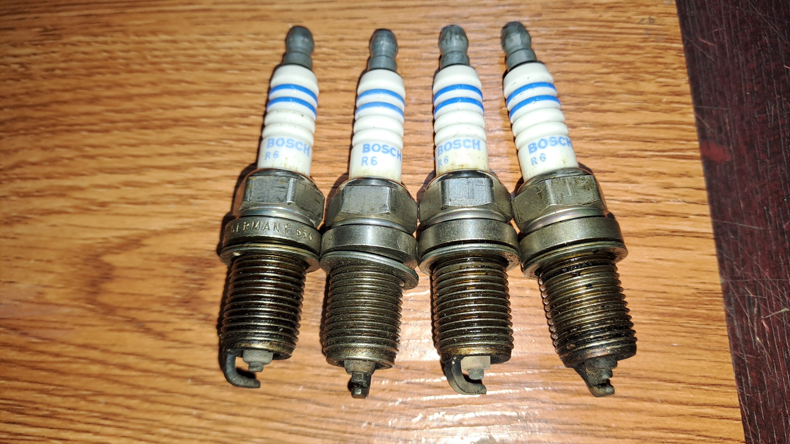 شمع BOSCH تعداد 4 عدد