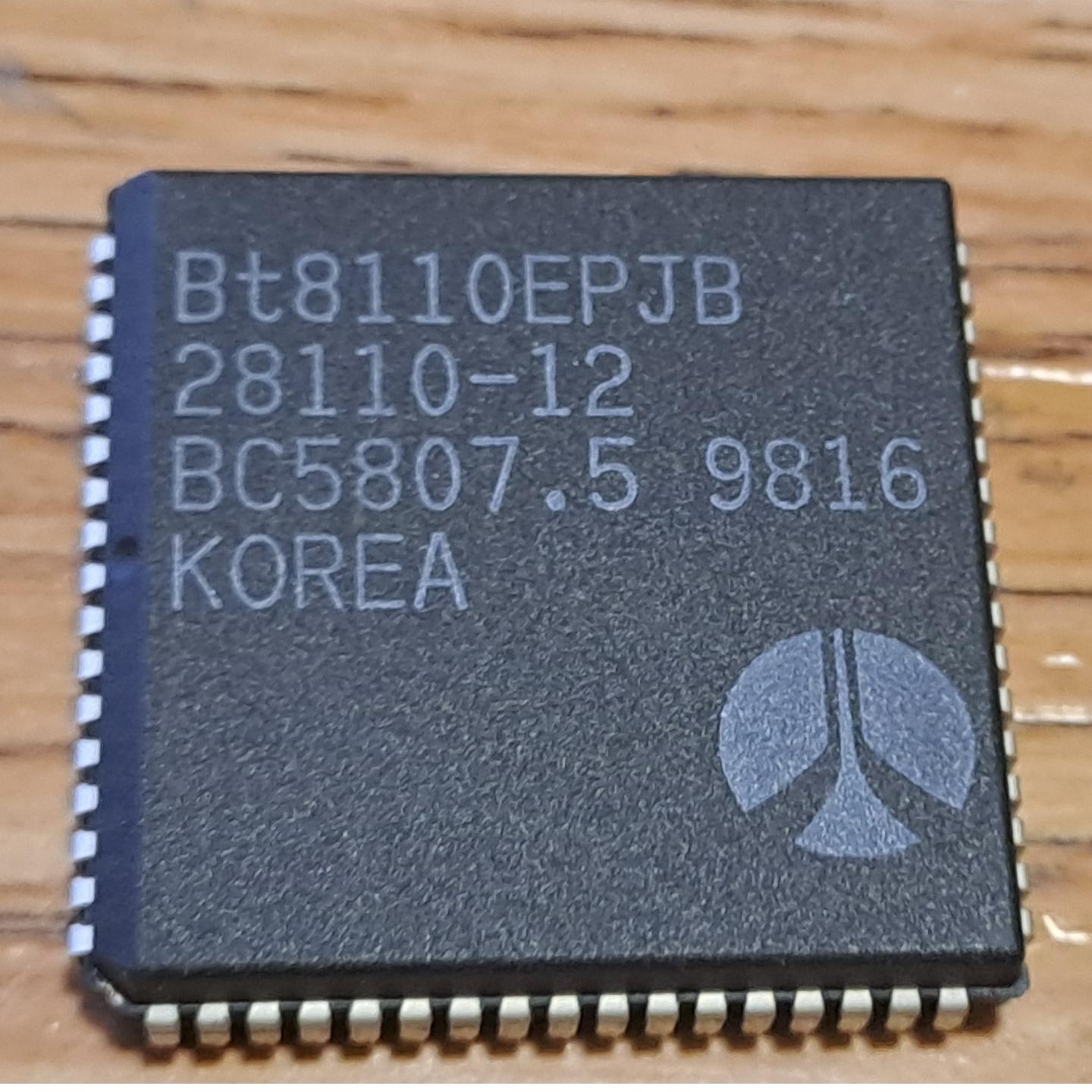آی سی High-Capacity ADPCM Processor BT8110